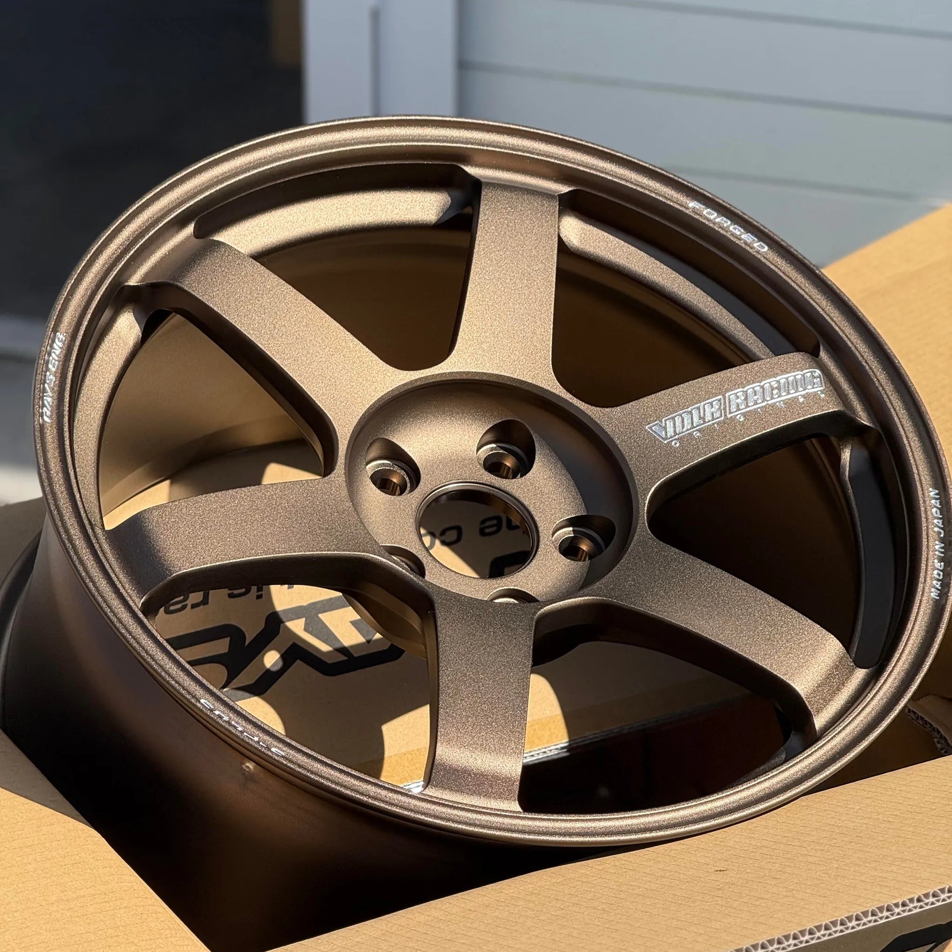 Volk Racing TE37 Saga S-Plus 18x9.5 +45 5x114.3 Bronze (SET)