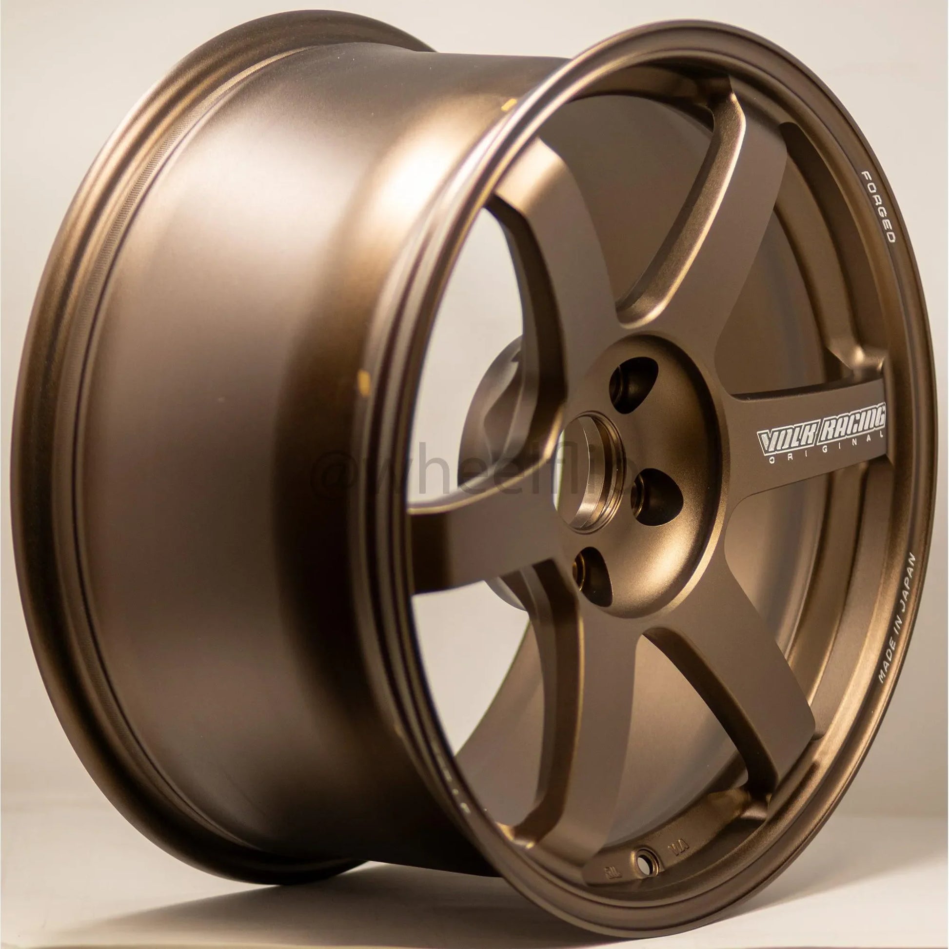 Volk Racing TE37 Saga S-Plus 18x9.5 +45 5x114.3 Bronze (SET)