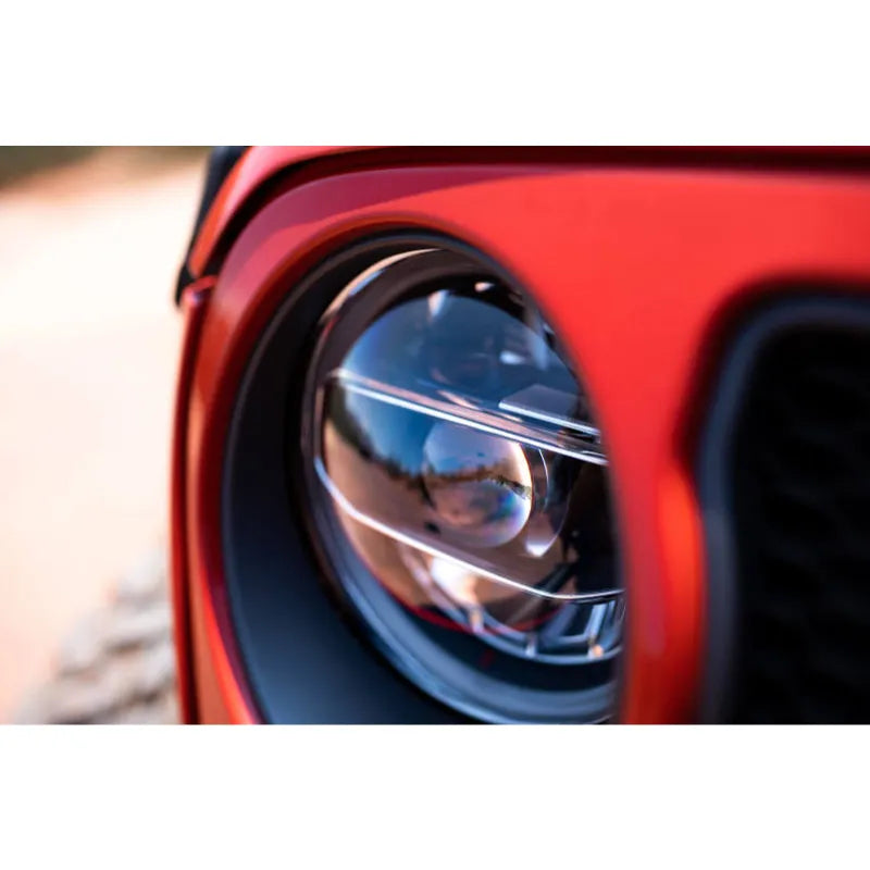 DV8 Offroad LED Projector Headlights | Jeep Wrangler/Gladiator (18-26) (HLCJL-01)