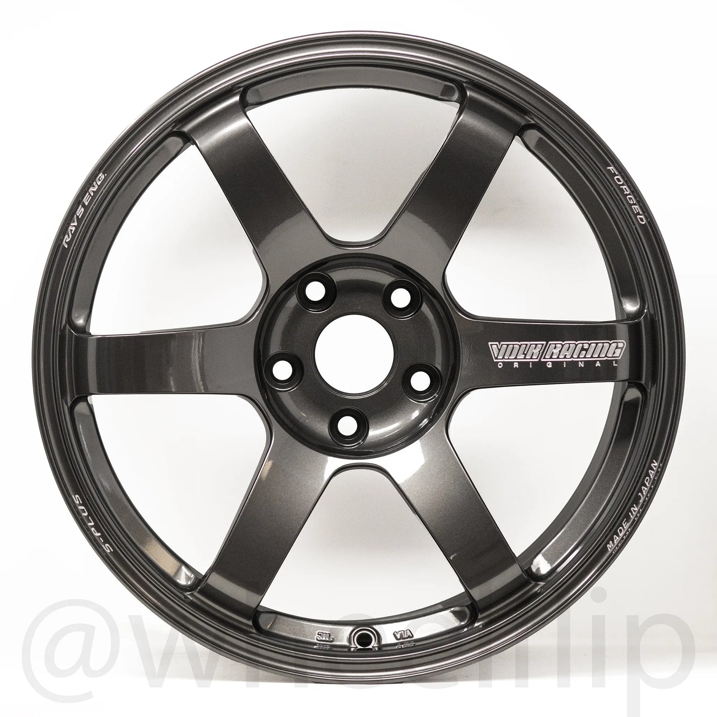 Volk Racing TE37 Saga S-Plus 18x9.5 +22 5x114.3 Diamond Black (SET)