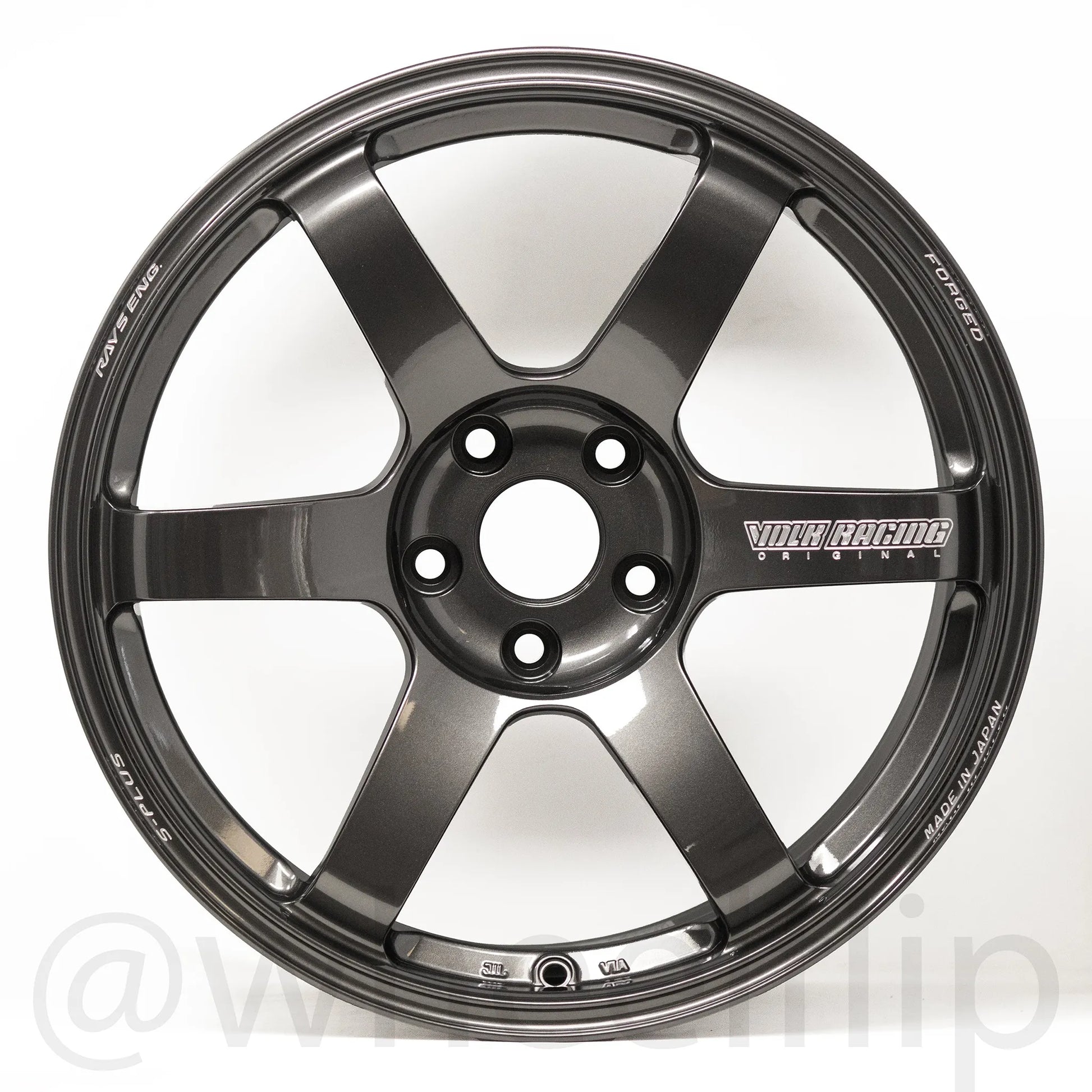 Volk Racing TE37 Saga S-Plus 18x9.5 +22 5x114.3 Diamond Black (SET)