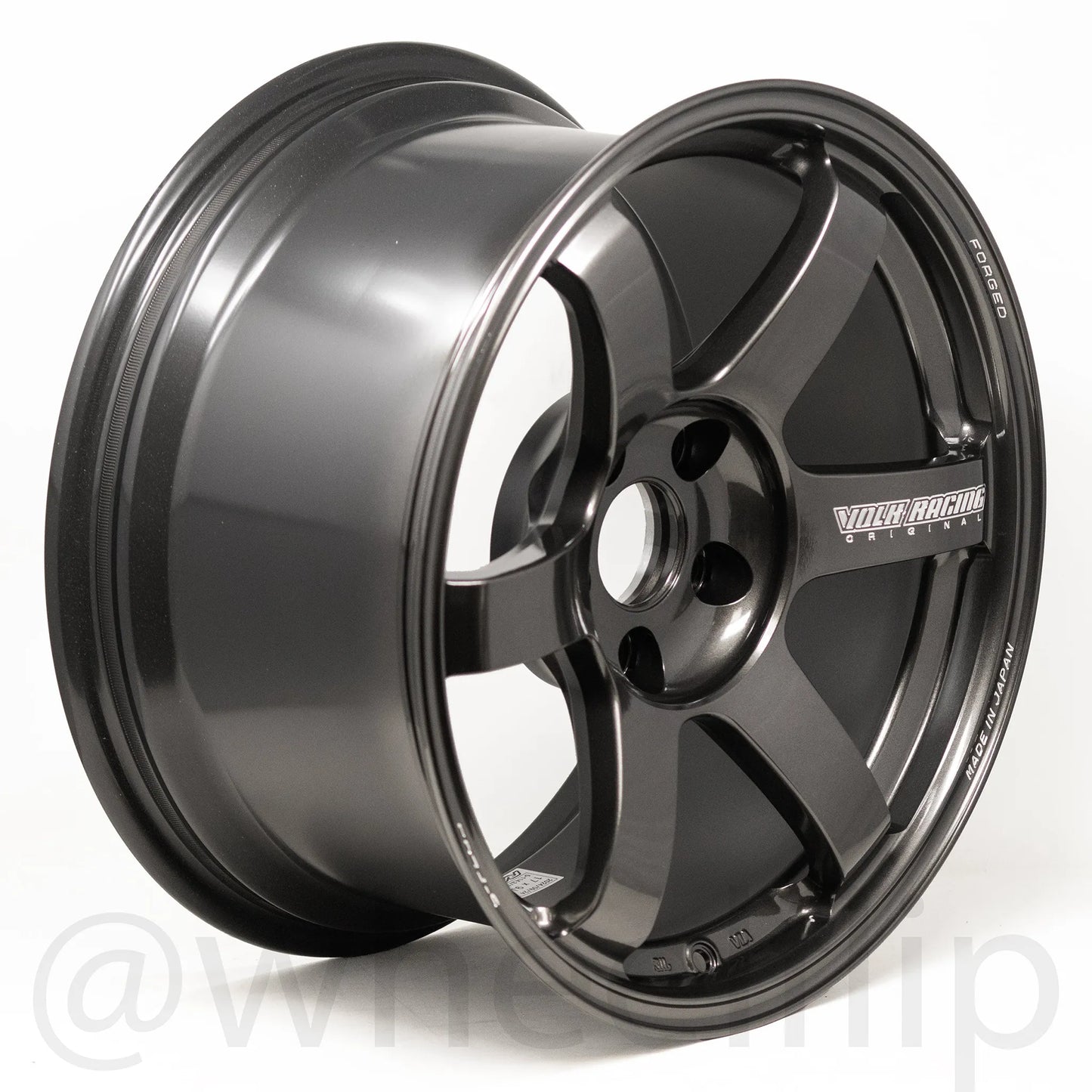Volk Racing TE37 Saga S-Plus 17x9 +22 5x114.3 Diamond Black (SET)