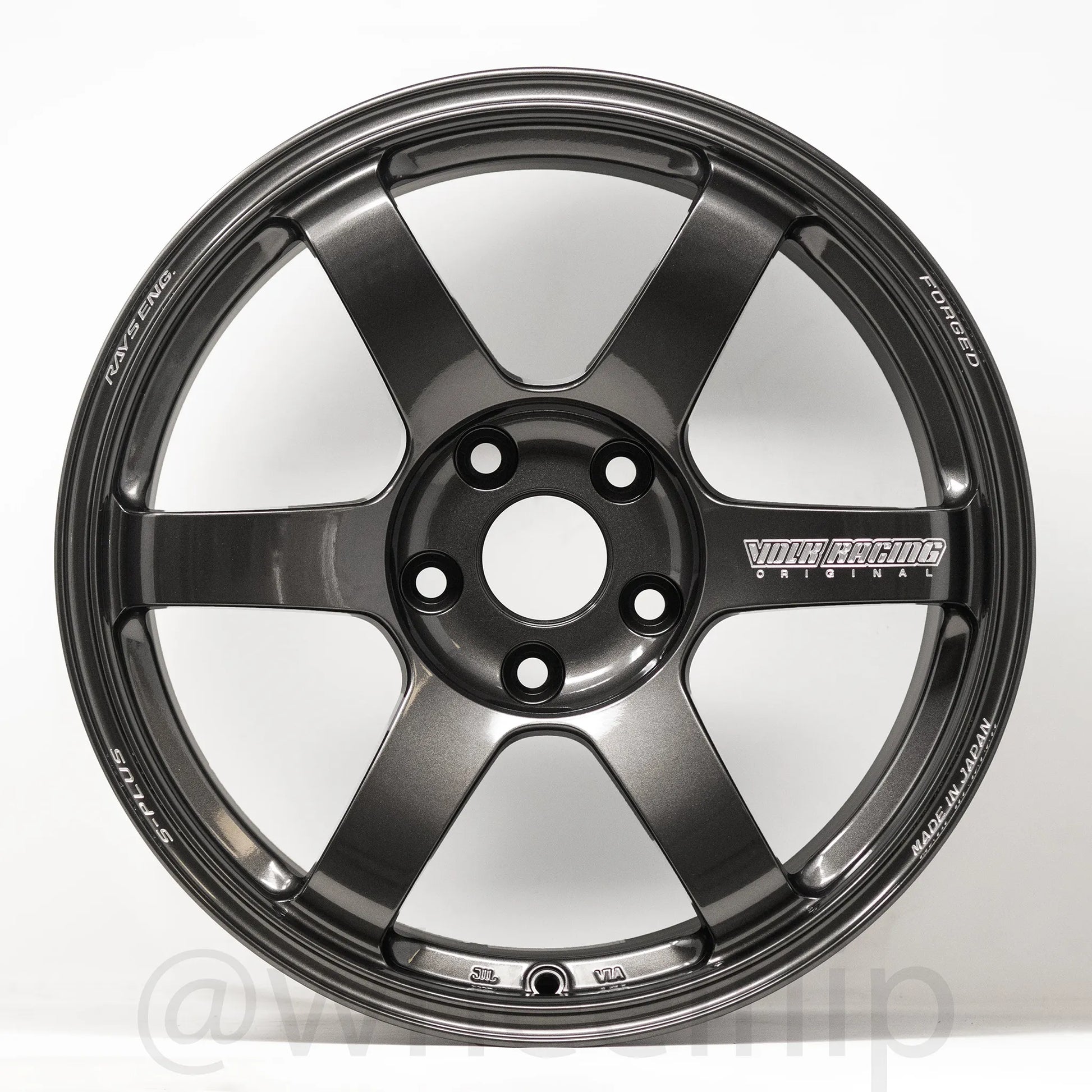 Volk Racing TE37 Saga S-Plus 17x9 +22 5x114.3 Diamond Black (SET)