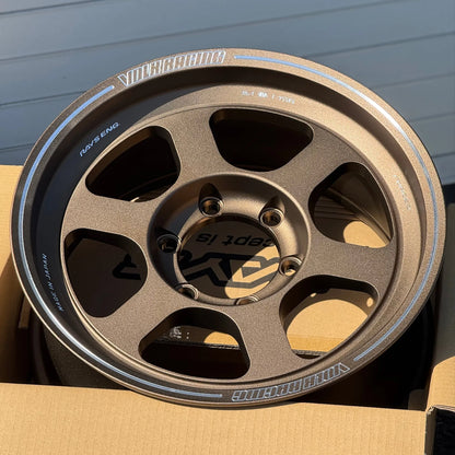 Volk Racing TE37XT 17x8 +20 6x139.7 Bronze (SET)