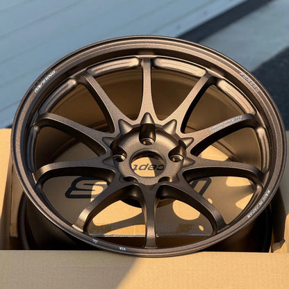 Volk Racing CE28N-Plus 18x9.5 +22 5x114.3 Bronze (SET)