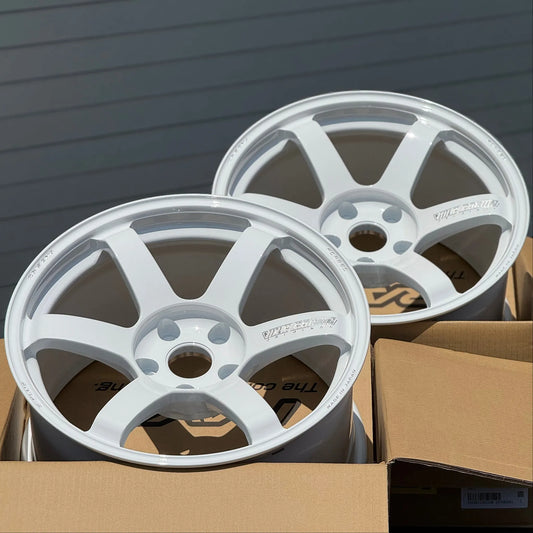 Volk Racing TE37 Saga S-Plus 18x10 +25, 18x11 +34 5x112 Dash White (SET)