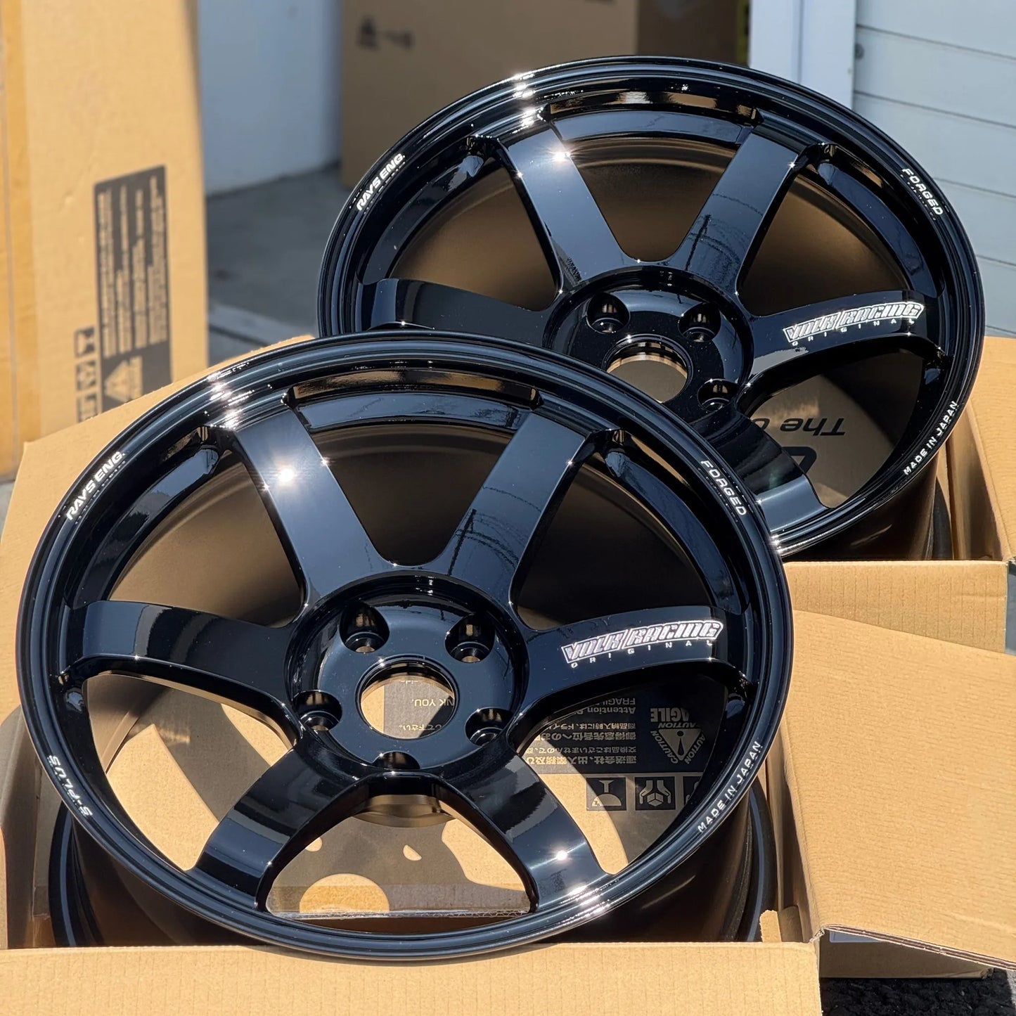 Volk Racing TE37 Saga S-Plus 18x10 +25, 18x11 +34 5x120 Black (SET)