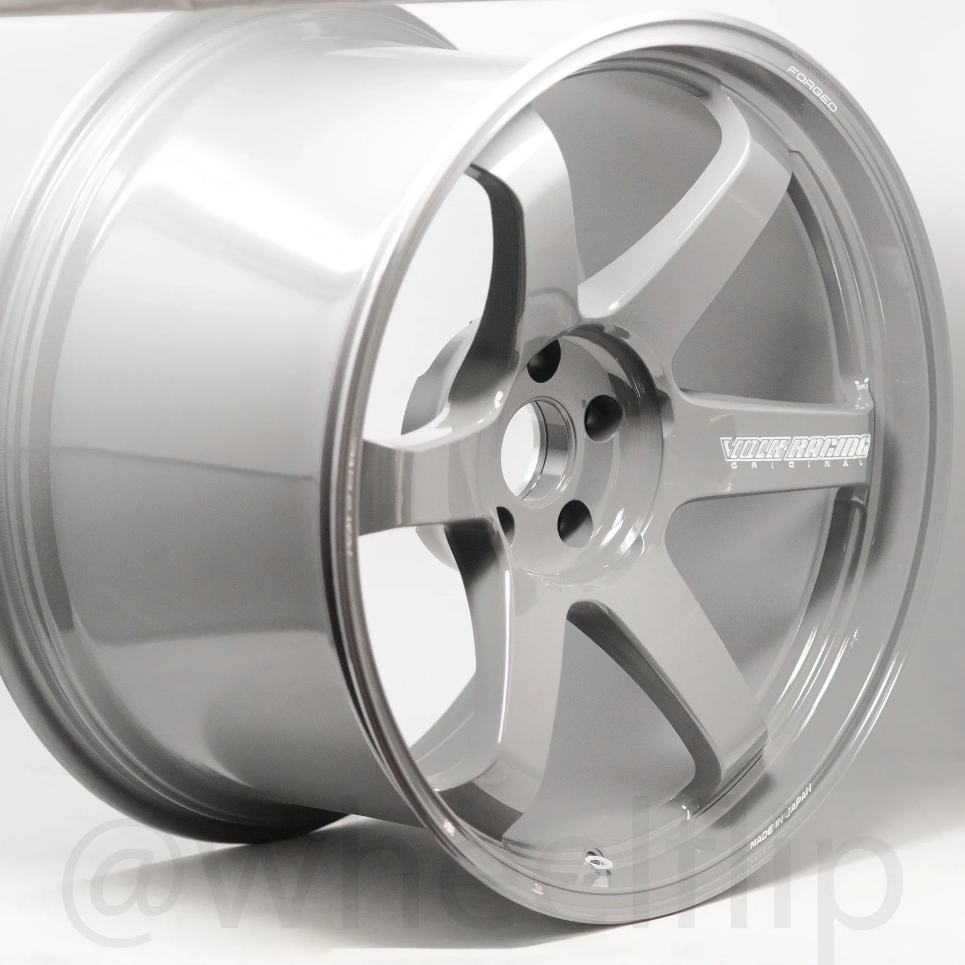 Volk Racing TE37 Saga S-Plus 20x10 +30, 20x12 +20 5x114.3 Arms Gray (SET)