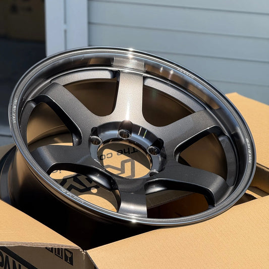 Volk Racing TE37SB SL 18x8.5 +22 6x139.7 Pressed Graphite (SET)