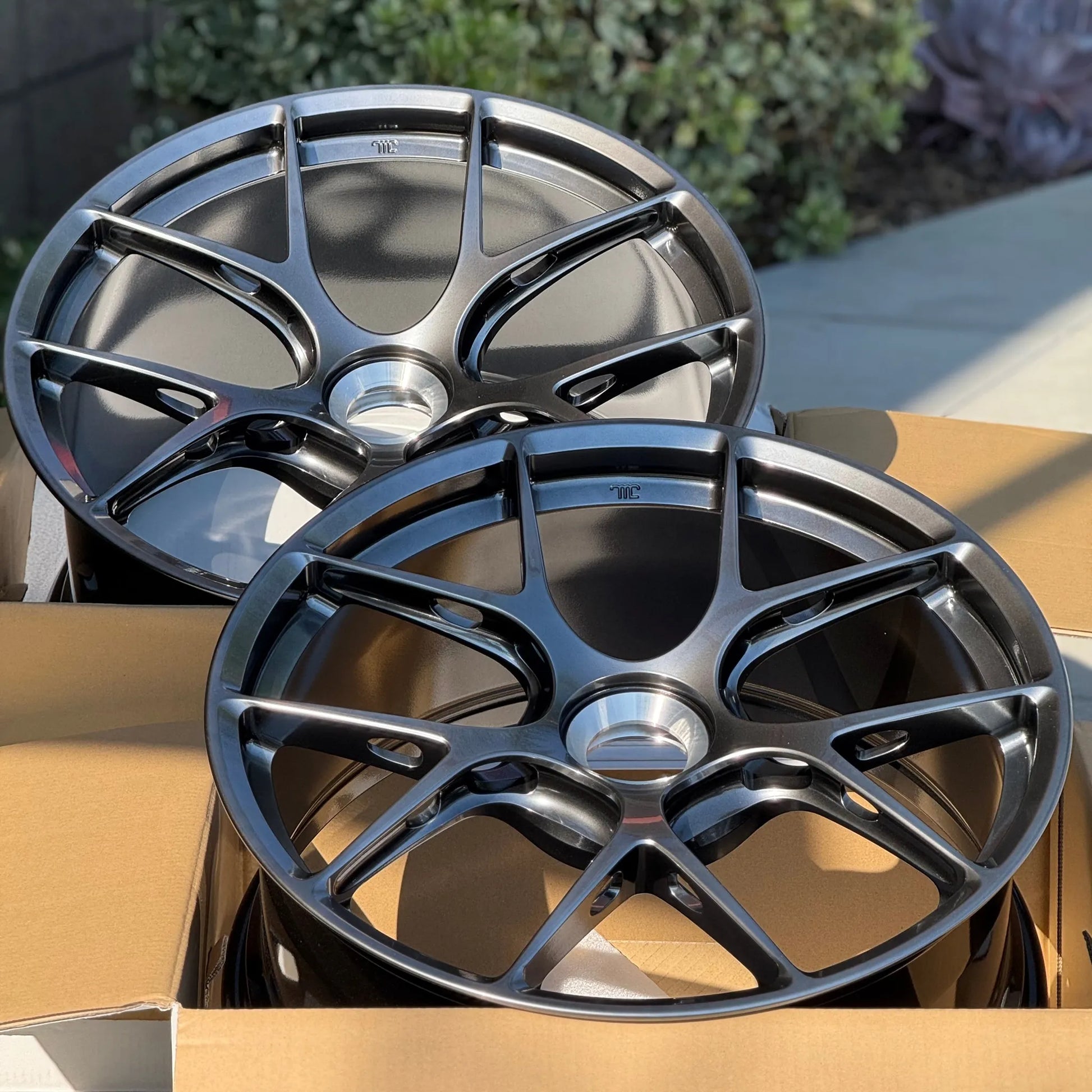 BBS FI-R 20x9.5 +50, 21x12.5 +48 CL Diamond Black (SET)