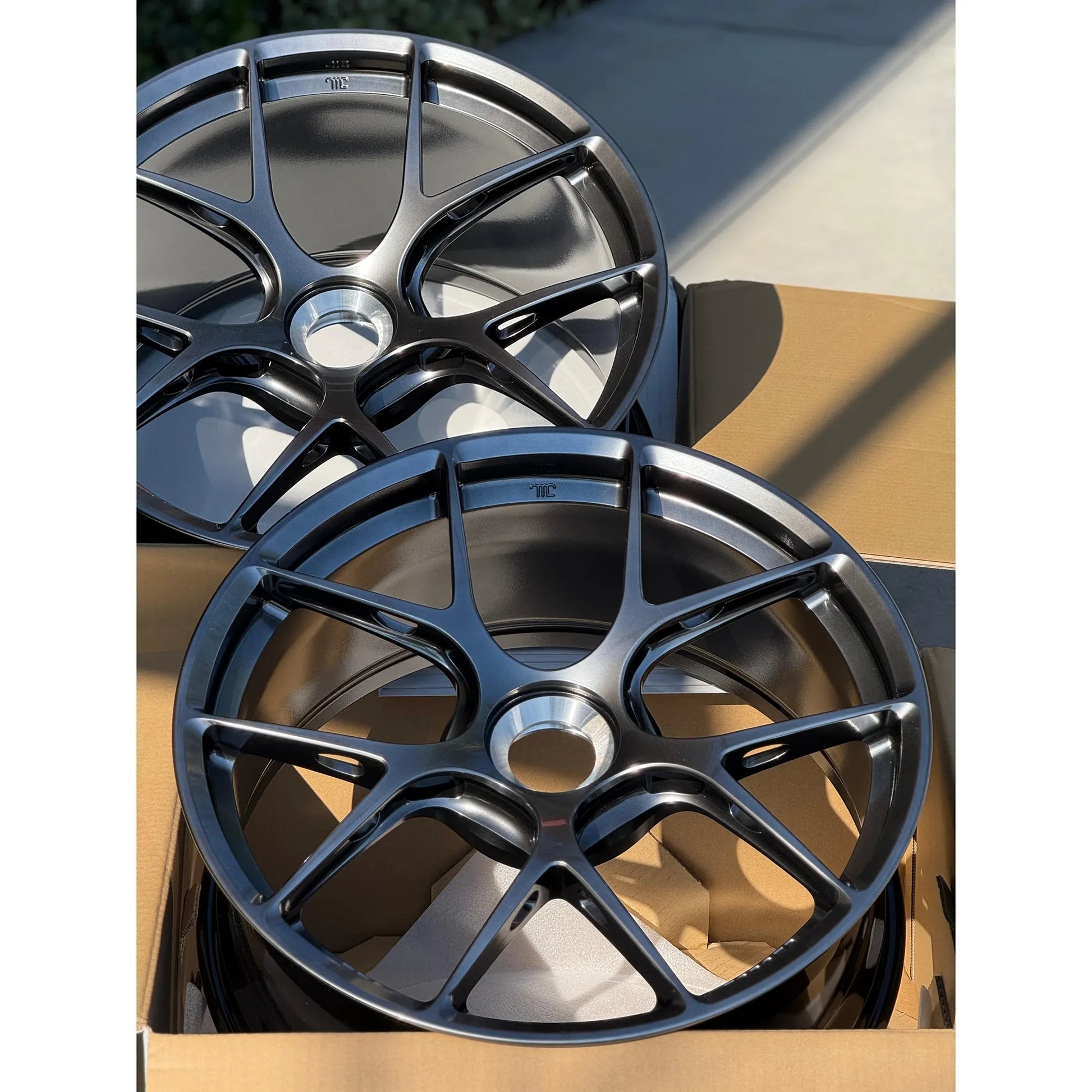 BBS FI-R 20x9.5 +50, 21x12.5 +48 CL Diamond Black (SET)