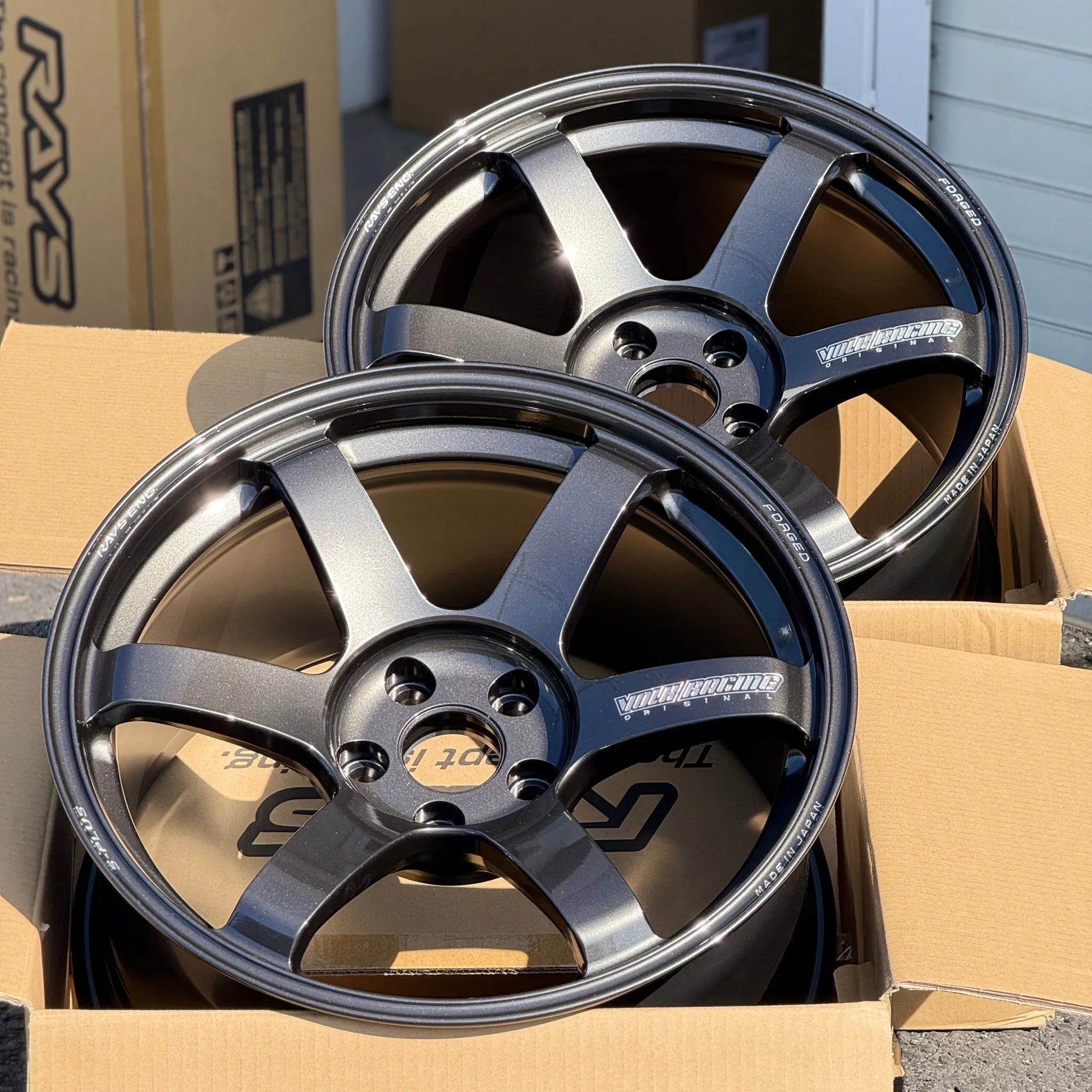 Volk Racing TE37 Saga S-Plus 18x10 +25, 18x11 +34 5x112 Diamond Black Wheels