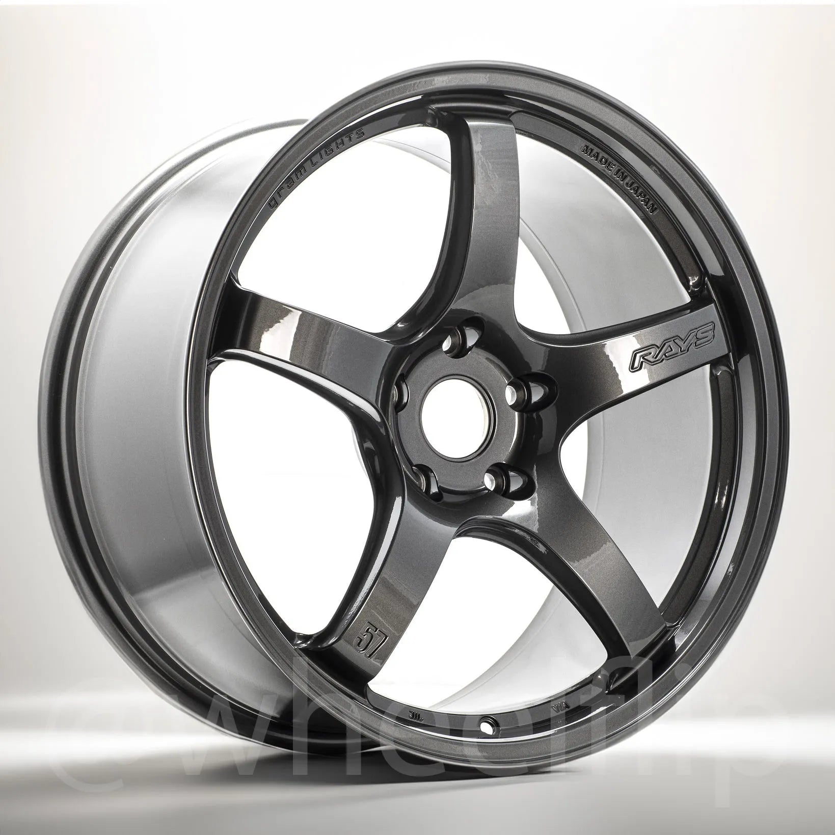 Gram Lights 57CR 18x9.5 +38 5x114.3 HS Gunmetallic (SET)