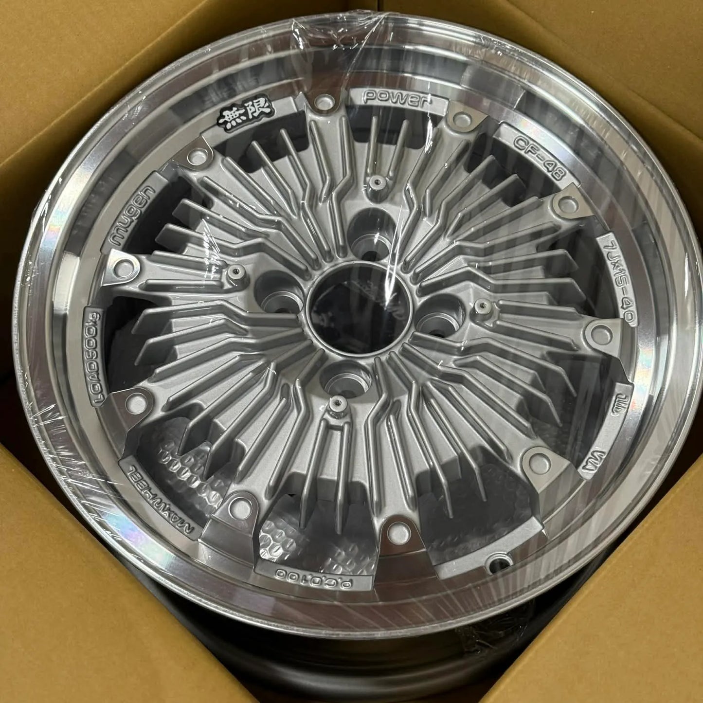 Mugen CF-48 Glory Labs Edition 15x7 +40 4x100 Silver (SET)