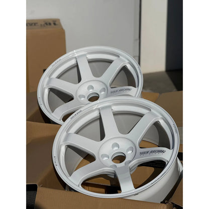 Volk Racing TE37 Saga S-Plus 19x10 +8, 19x11 +18 5x112 Dash White (SET)