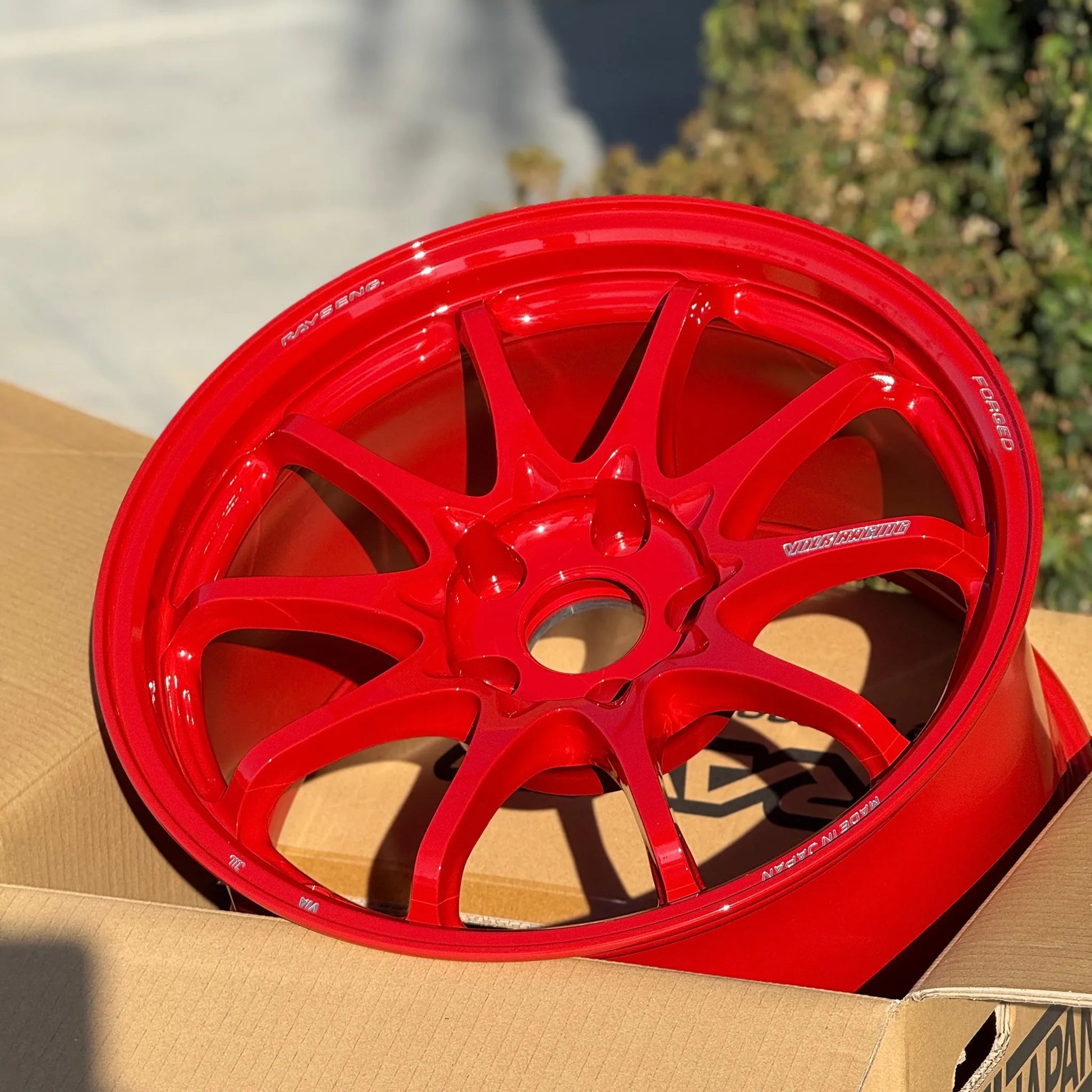 Volk Racing CE28N-Plus 17x10 +44 5x114.3 Red (SET)