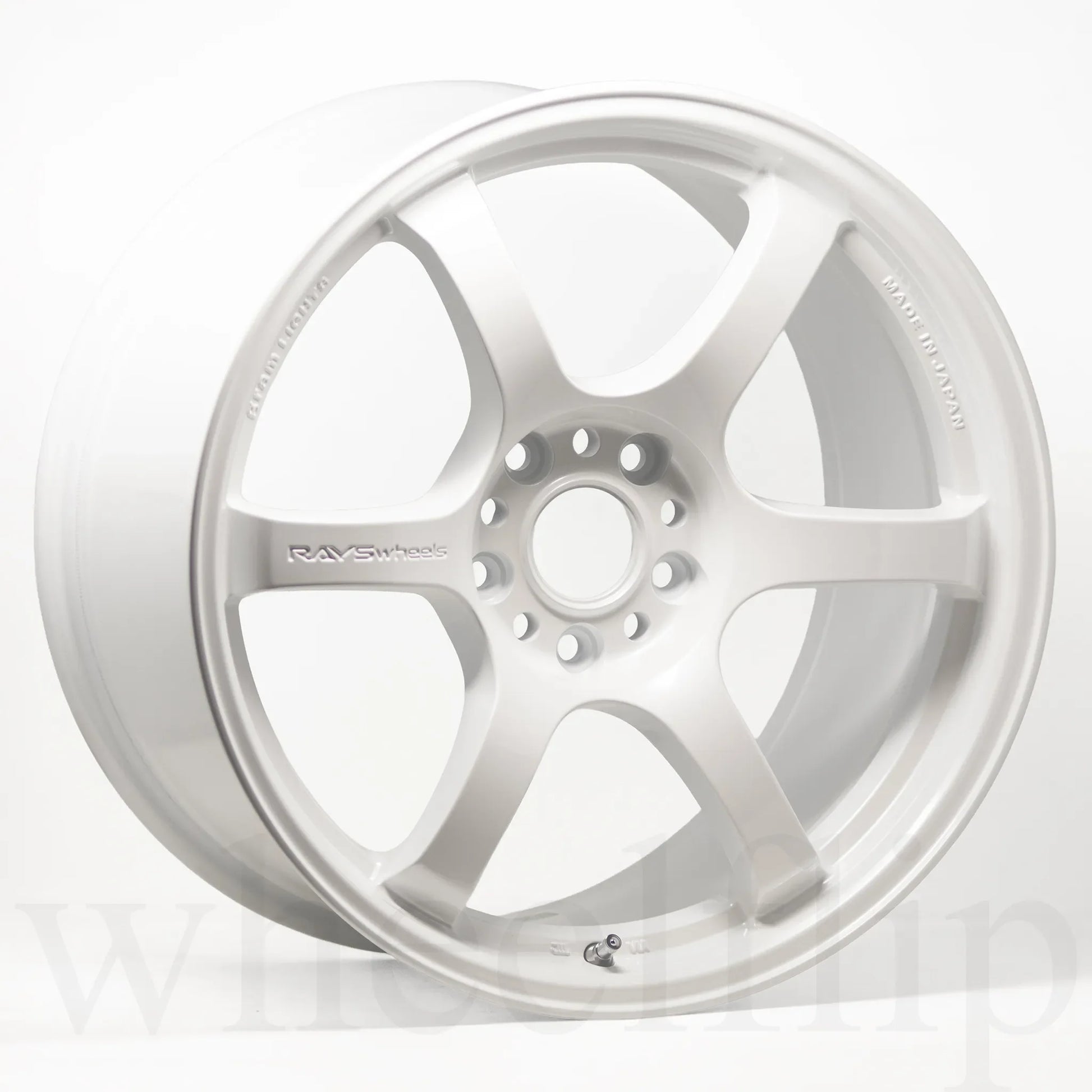 Gram Lights 57DR 18x9.5 +38 5x114.3 Ceramic Pearl White (SET)