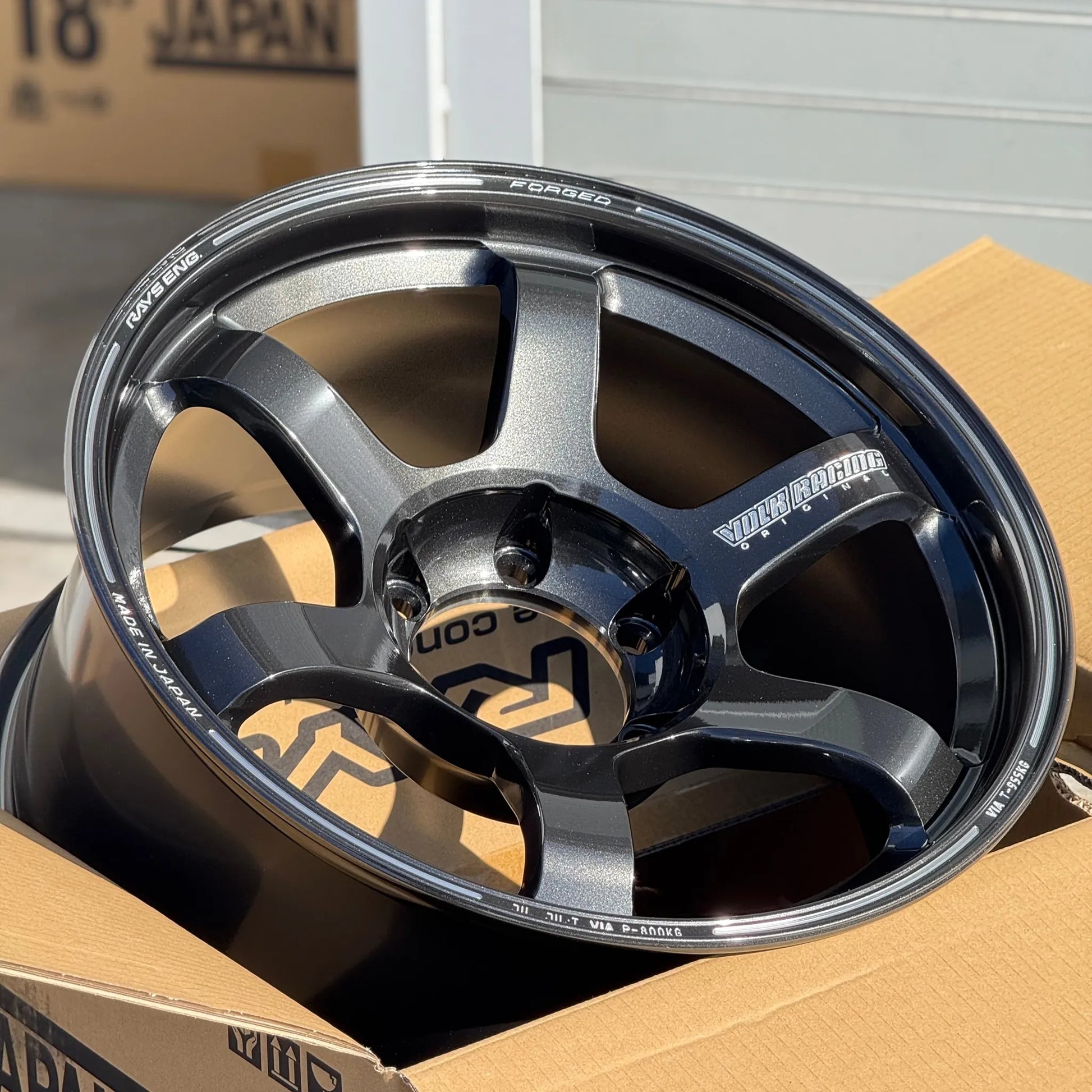 Volk Racing TE37 Large PCD Progressive Model II 18x9 +0 6x139.7 Diamond Dark Gunmetal (SET)