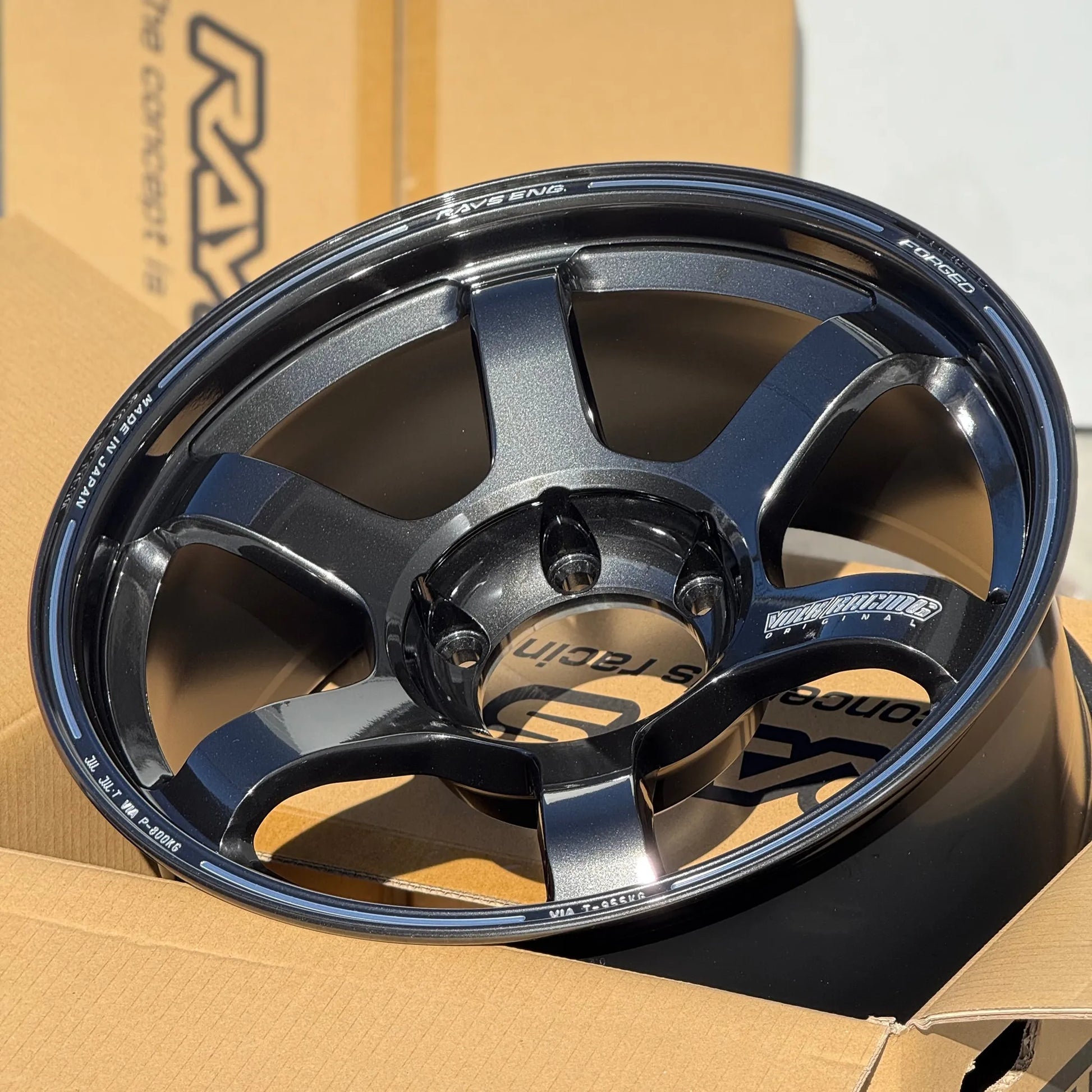 Volk Racing TE37 Large PCD Progressive Model II 18x9 +0 6x139.7 Diamond Dark Gunmetal (SET)