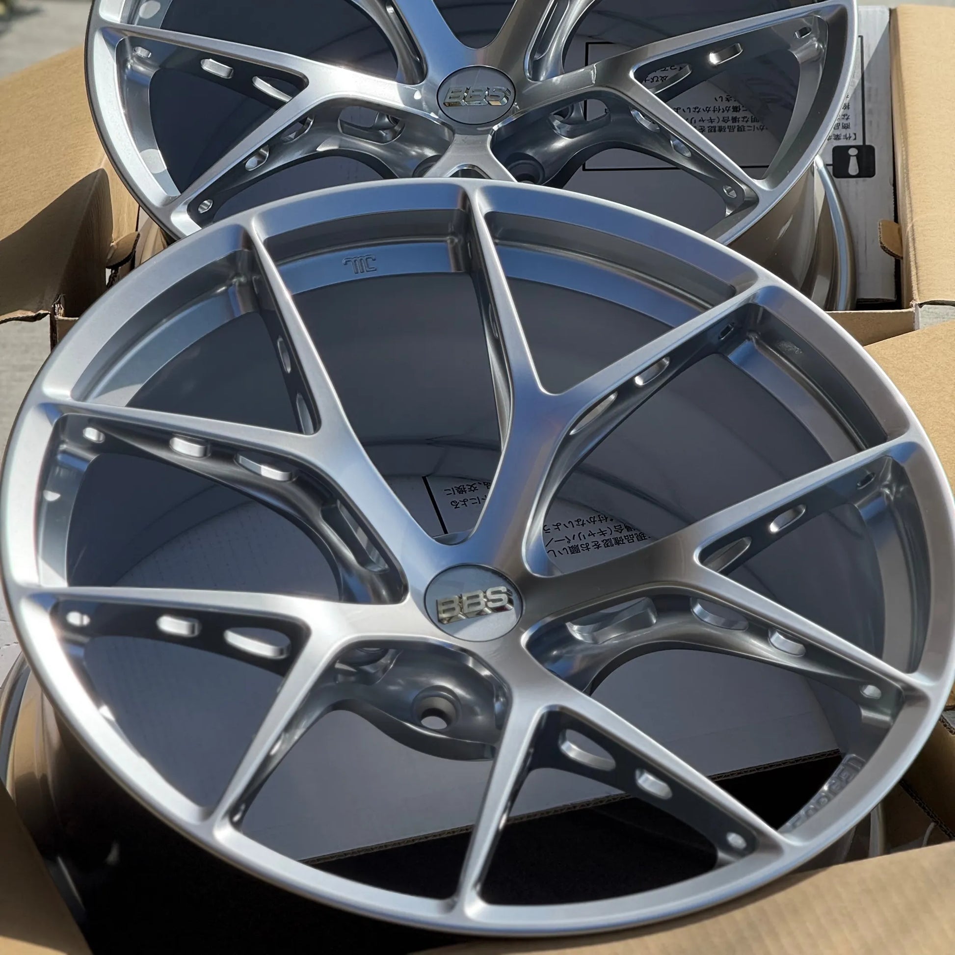 BBS FI-R Evo 20x9.5 +10, 20x10.5 +15 5x112 Diamond Silver (SET)
