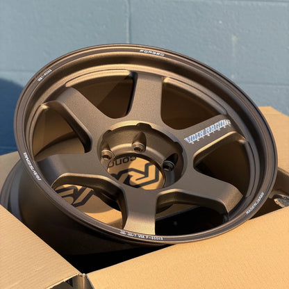 Volk Racing TE37 Ultra Large PCD M-Spec 18x9 +0 6x139.7 Bronze (SET)