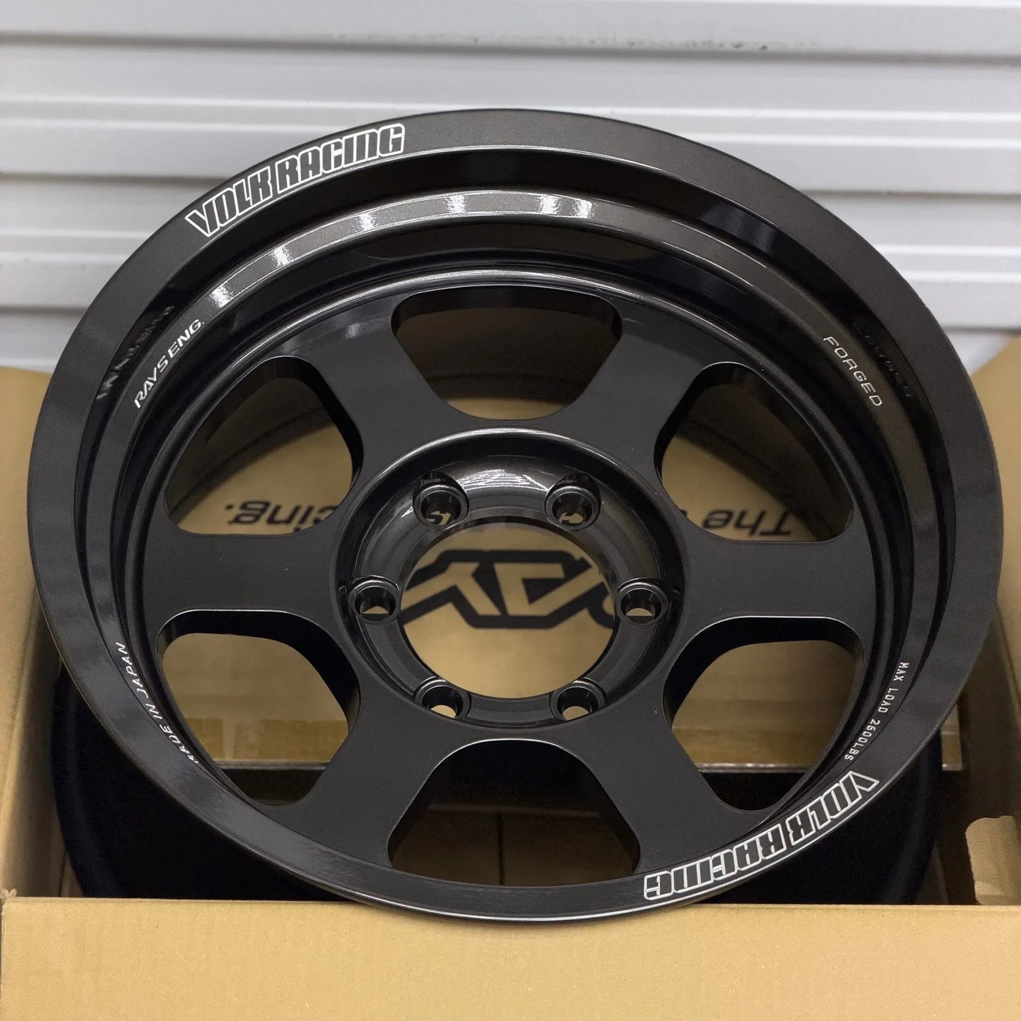 Volk Racing TE37XT M-Spec 17x8.5 -3 6x135 Diamond Black (SET)