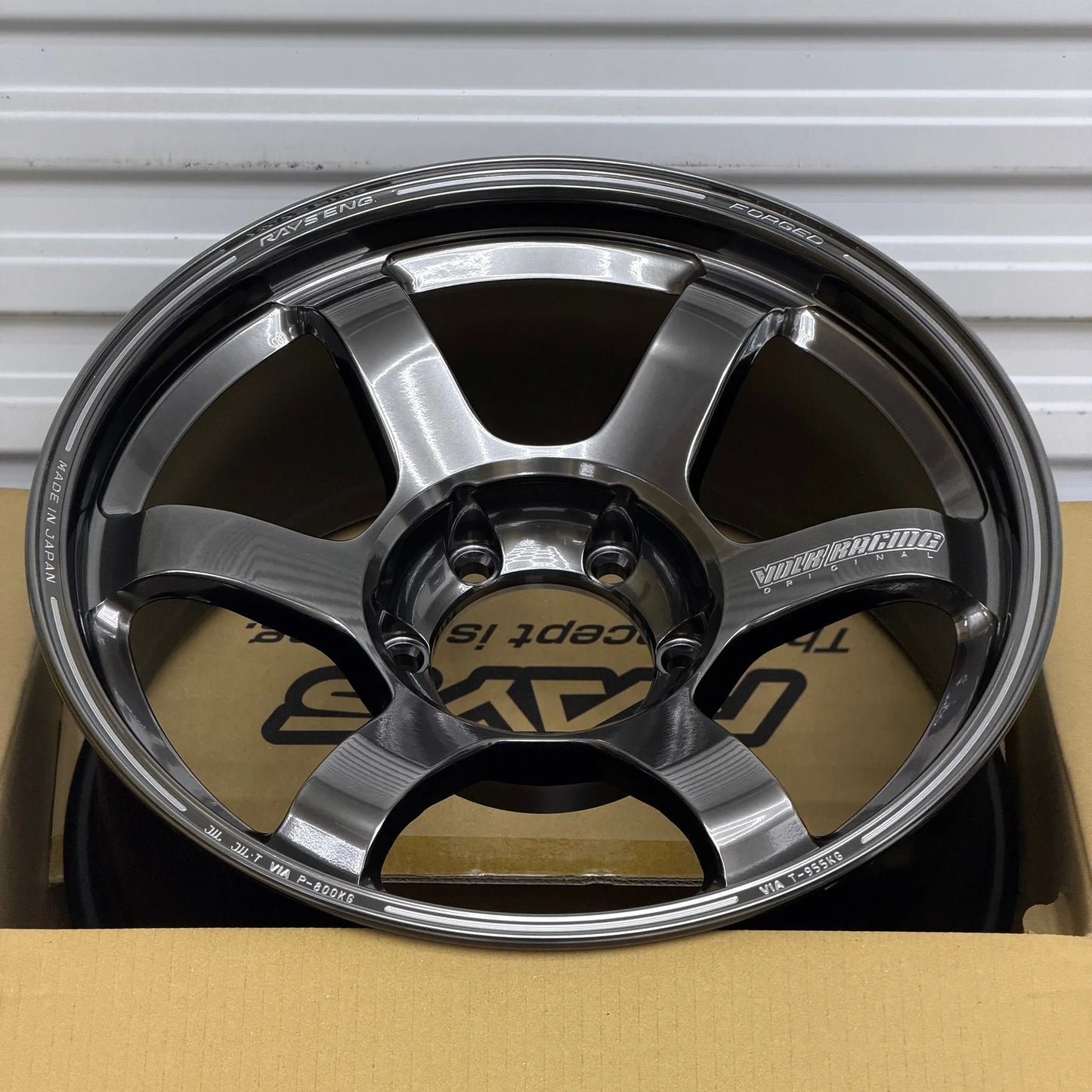 Volk Racing TE37 Large PCD Progressive Model II 18x9 +0 6x139.7 Shining Black Metal (SET)