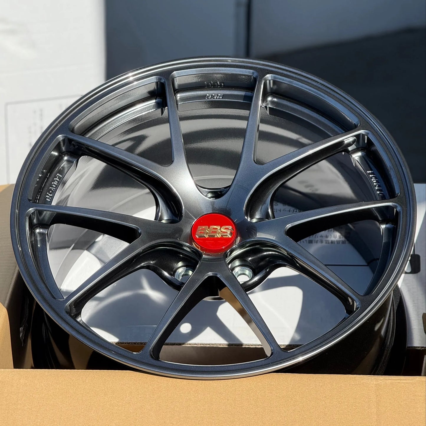 BBS RI-A 18x9.5 +50 5x120 Diamond Black (SET)