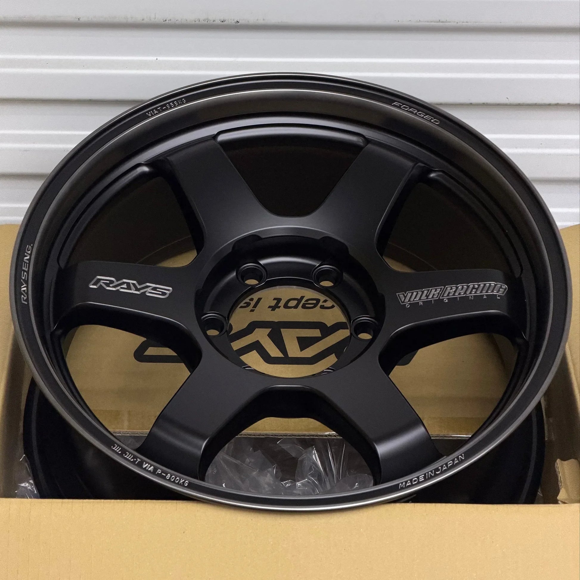 Volk Racing TE37 Ultra Large PCD M-Spec Black Shadow LTD 18x8 +20 6x139.7 Matte Translucent Black (SET)
