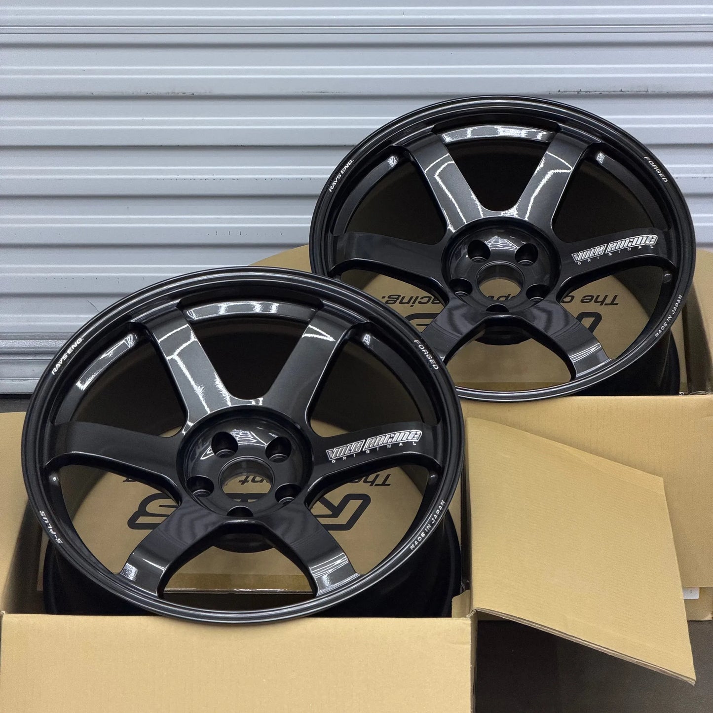 Volk Racing TE37 Saga S-Plus 19x10 +8, 19x11 +18 5x112 Diamond Dark Gunmetal (SET)