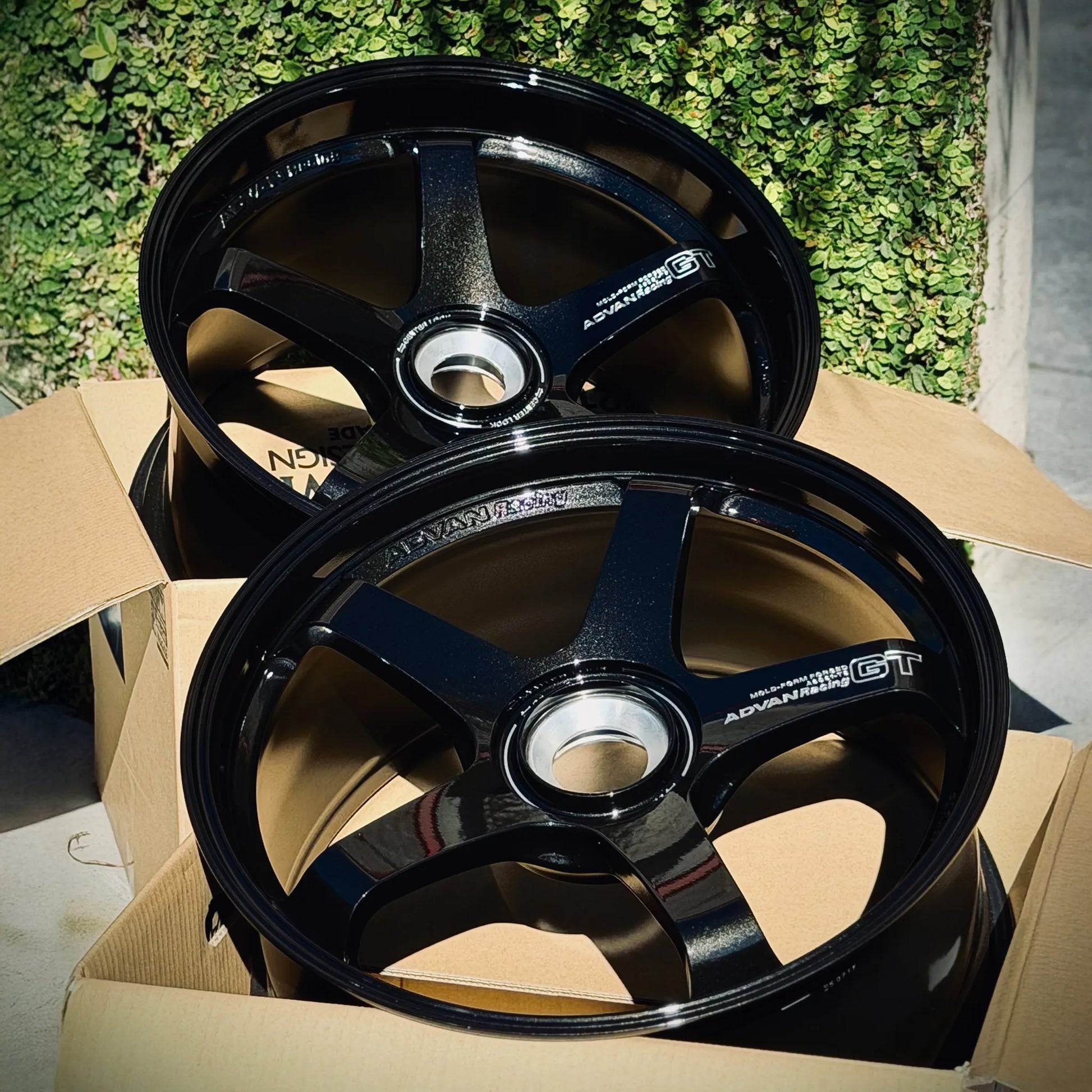 Advan GT for Porsche 20x10 +45, 21x13 +31 CL Racing Titanium Black (SET)