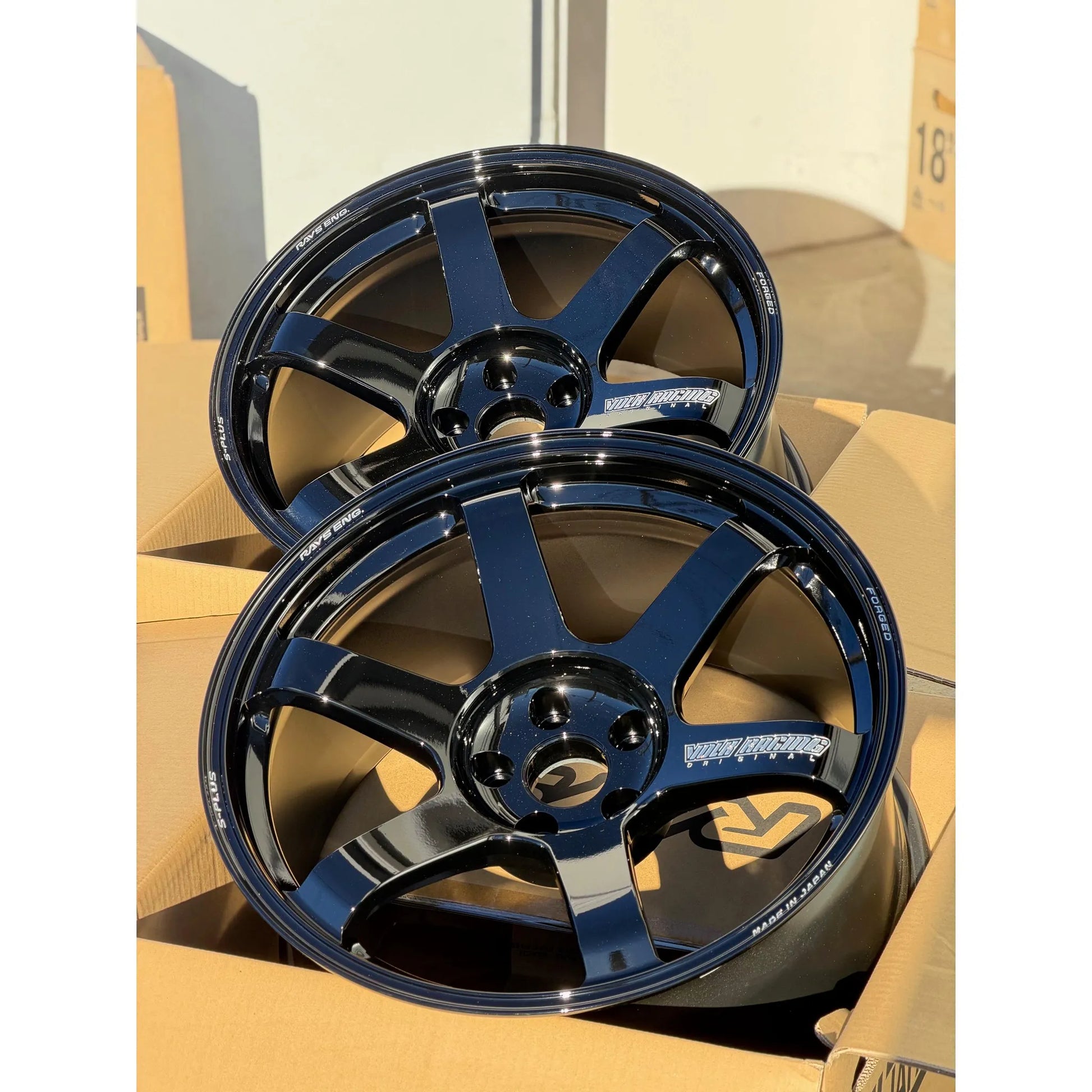 Volk Racing TE37 Saga S-Plus 19x10 +8, 19x11 +18 5x112 Black (SET)