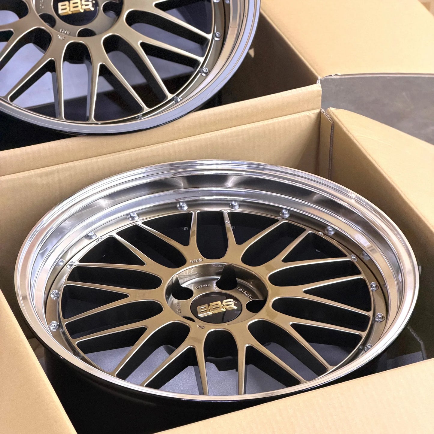 BBS LM 20x10 +22, 20x11 +24 5x112 Diamond Gold (SET)