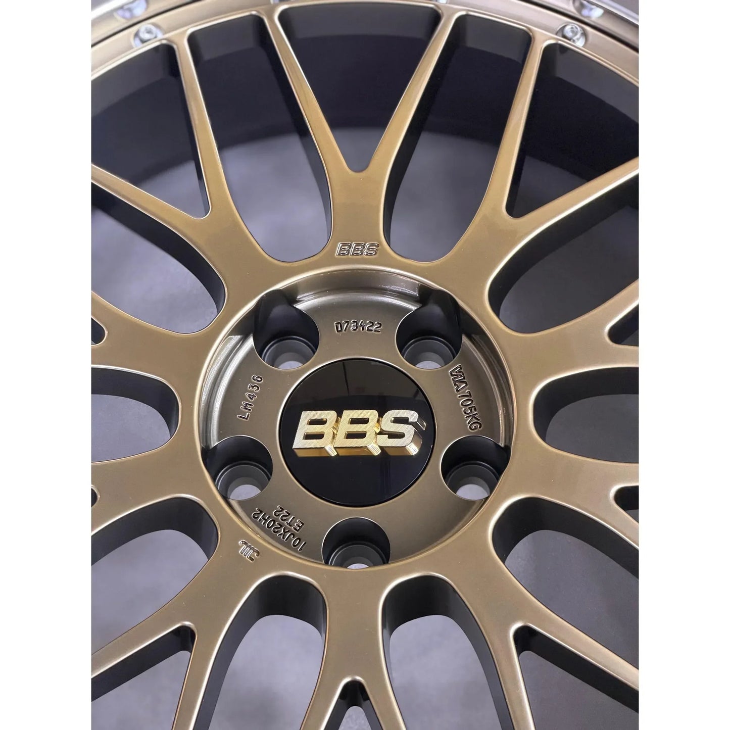 BBS LM 20x10 +22, 20x11 +24 5x112 Diamond Gold (SET)