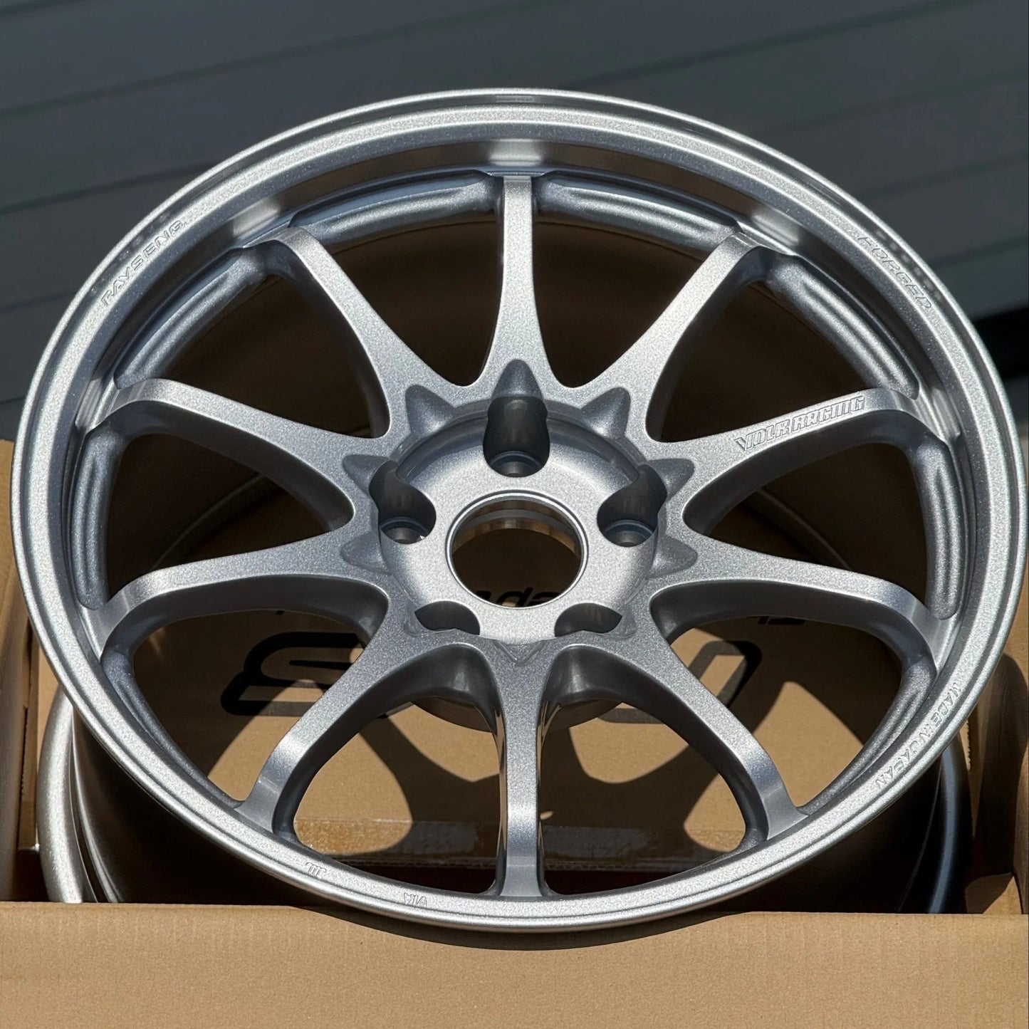 Volk Racing CE28N-Plus 17x10 +38 5x114.3 Diamond Silver (SET)