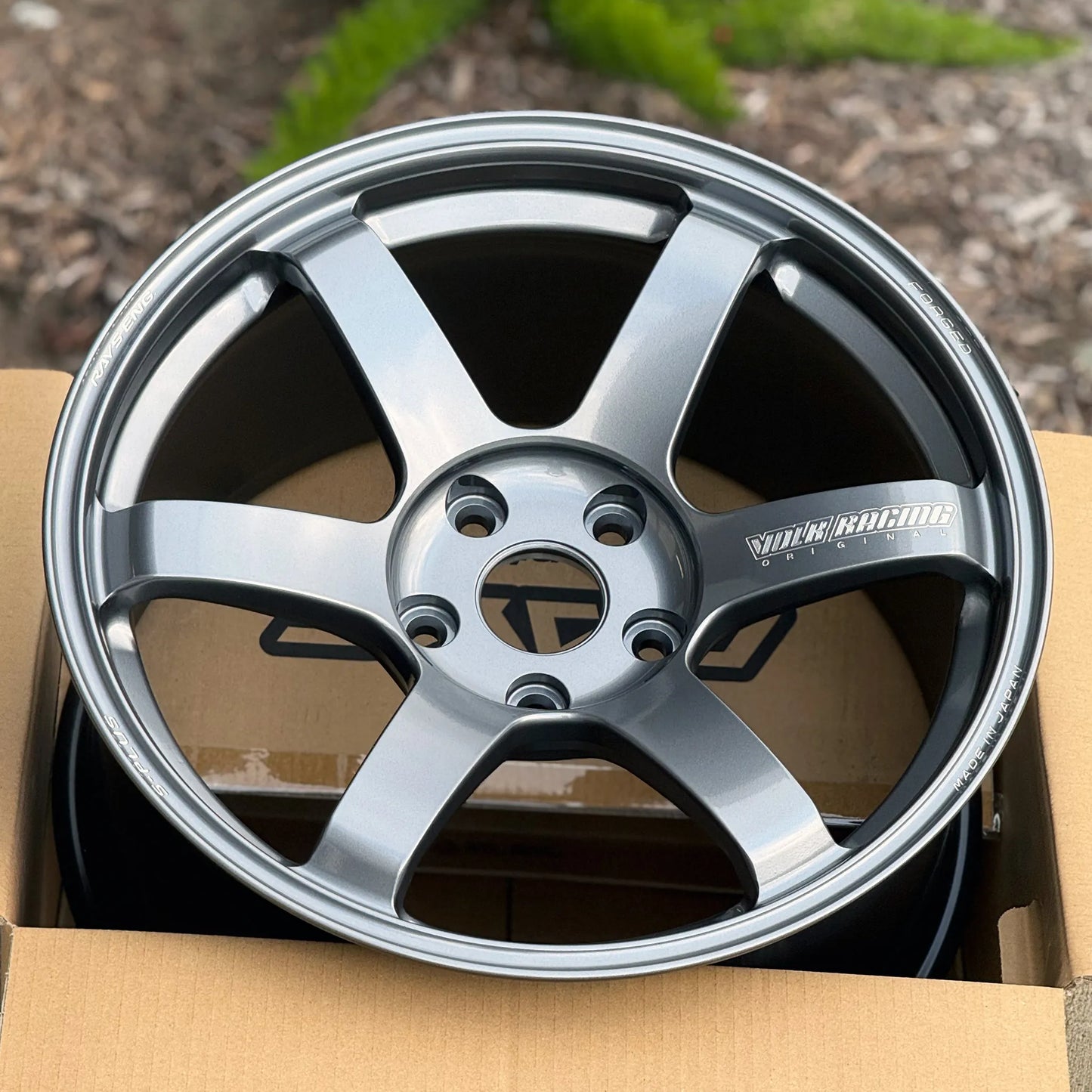Volk Racing TE37 Saga S-Plus 18x10 +40 5x120 Gunmetal (SET)