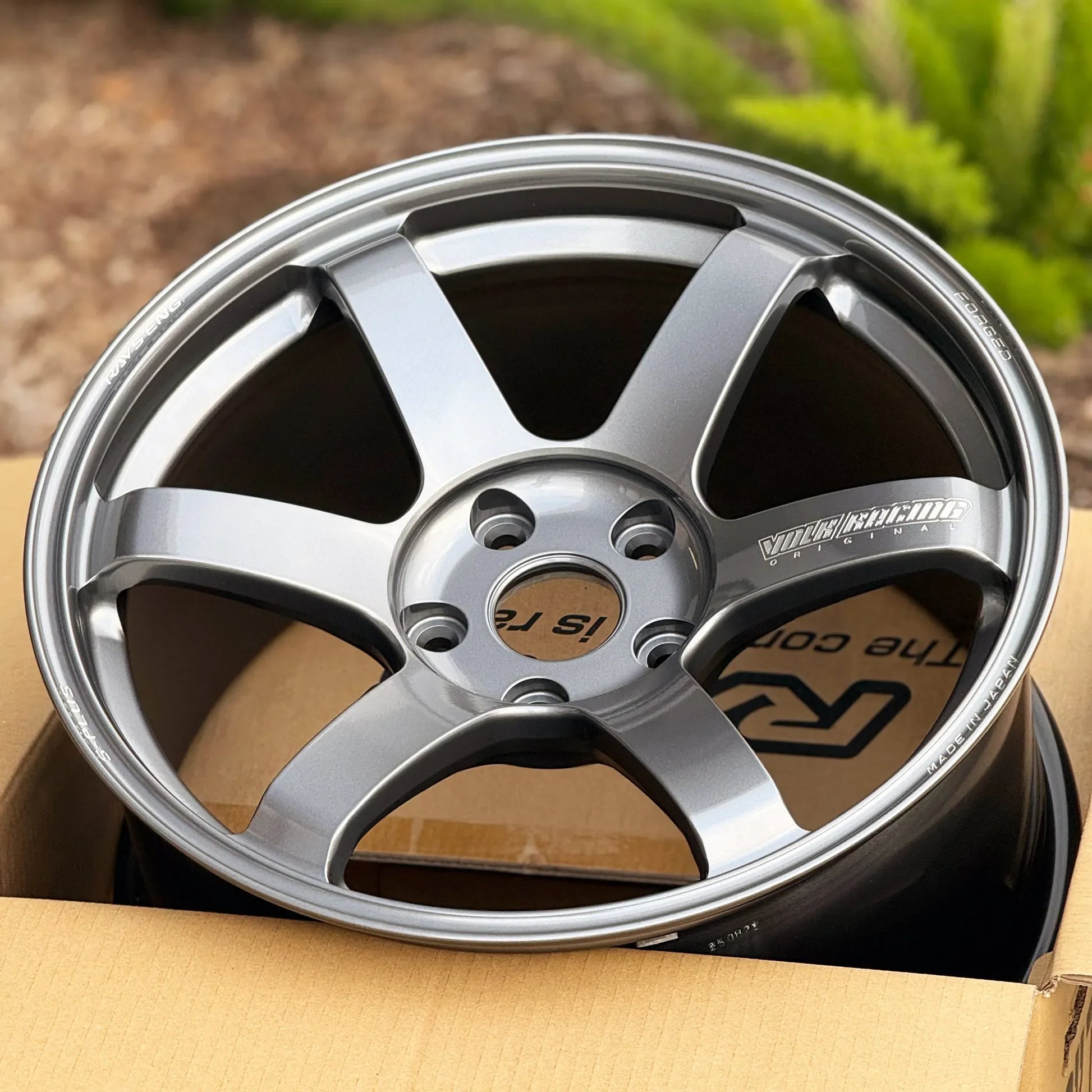Volk Racing TE37 Saga S-Plus 18x10 +40 5x120 Gunmetal (SET)