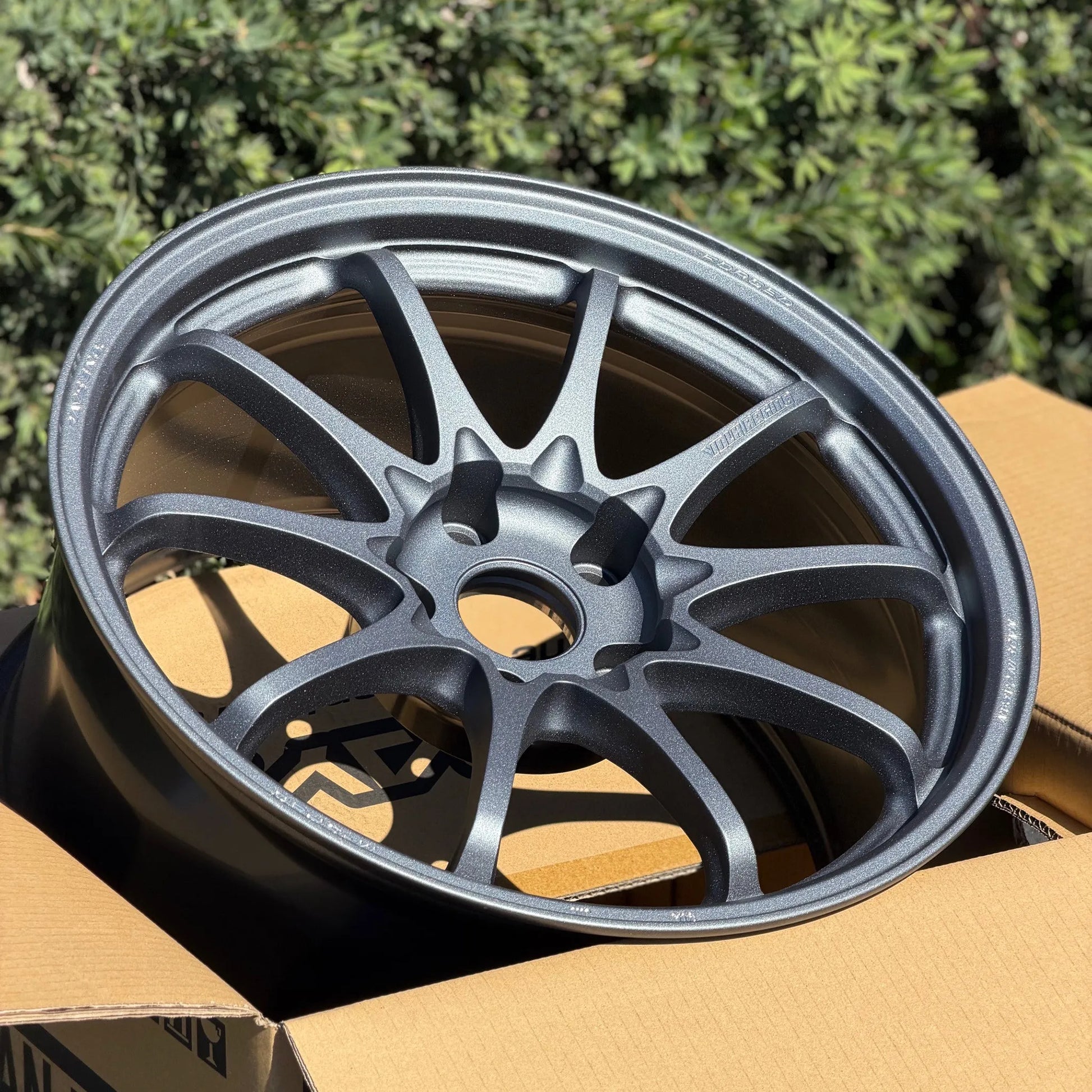 Volk Racing CE28N-Plus M-Spec 18x10 +40 5x120 Blast Gunmetal (SET)