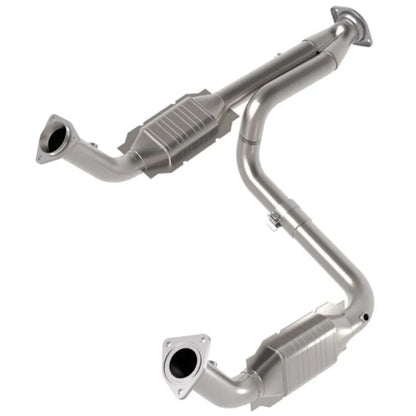 aFe Direct Fit Catalytic Converter | GM Trucks/SUVs 99-07 (47-44001)