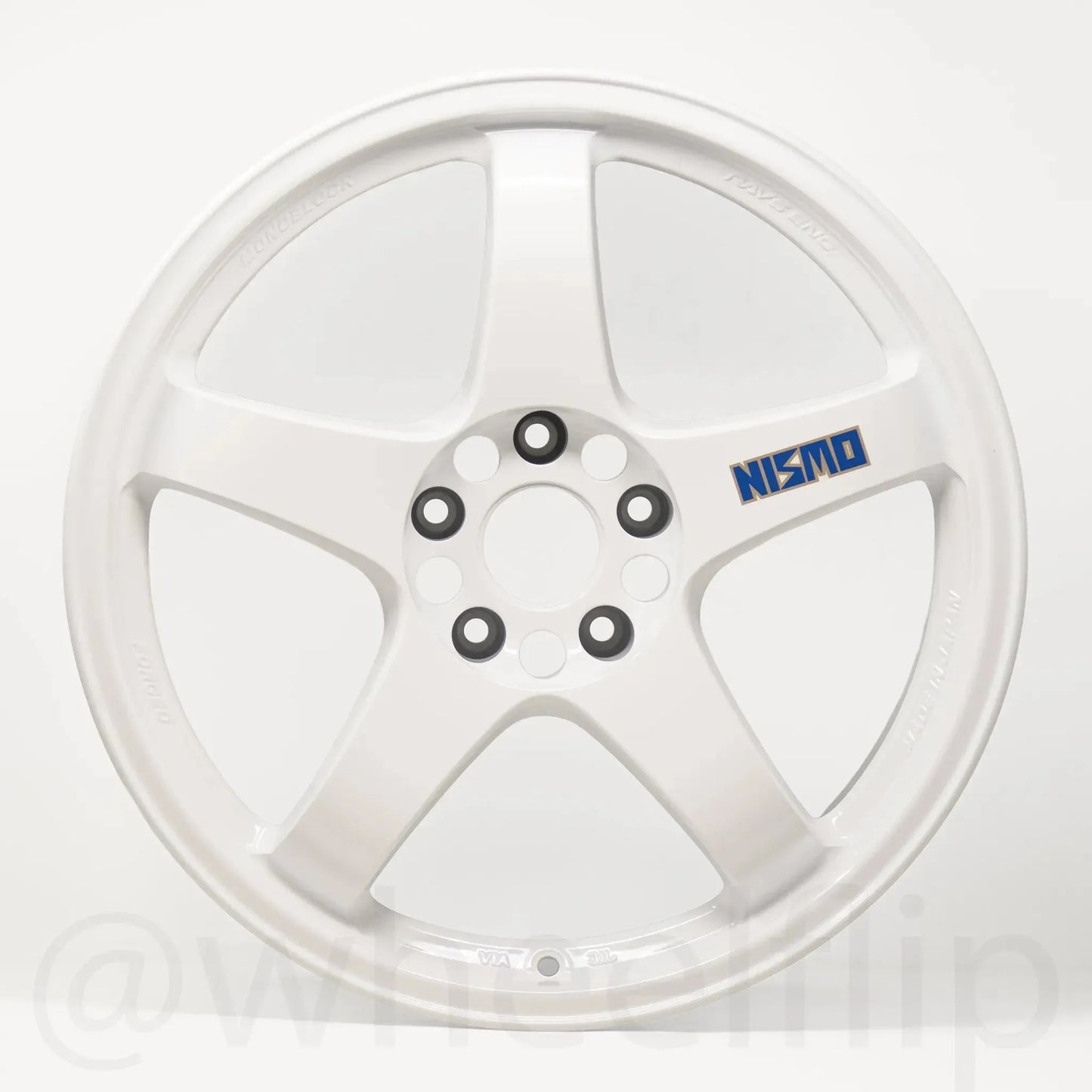 Nismo LMGT4 40th Anniversary Limited 18x9.5 +12 5x114.3 White (SET)