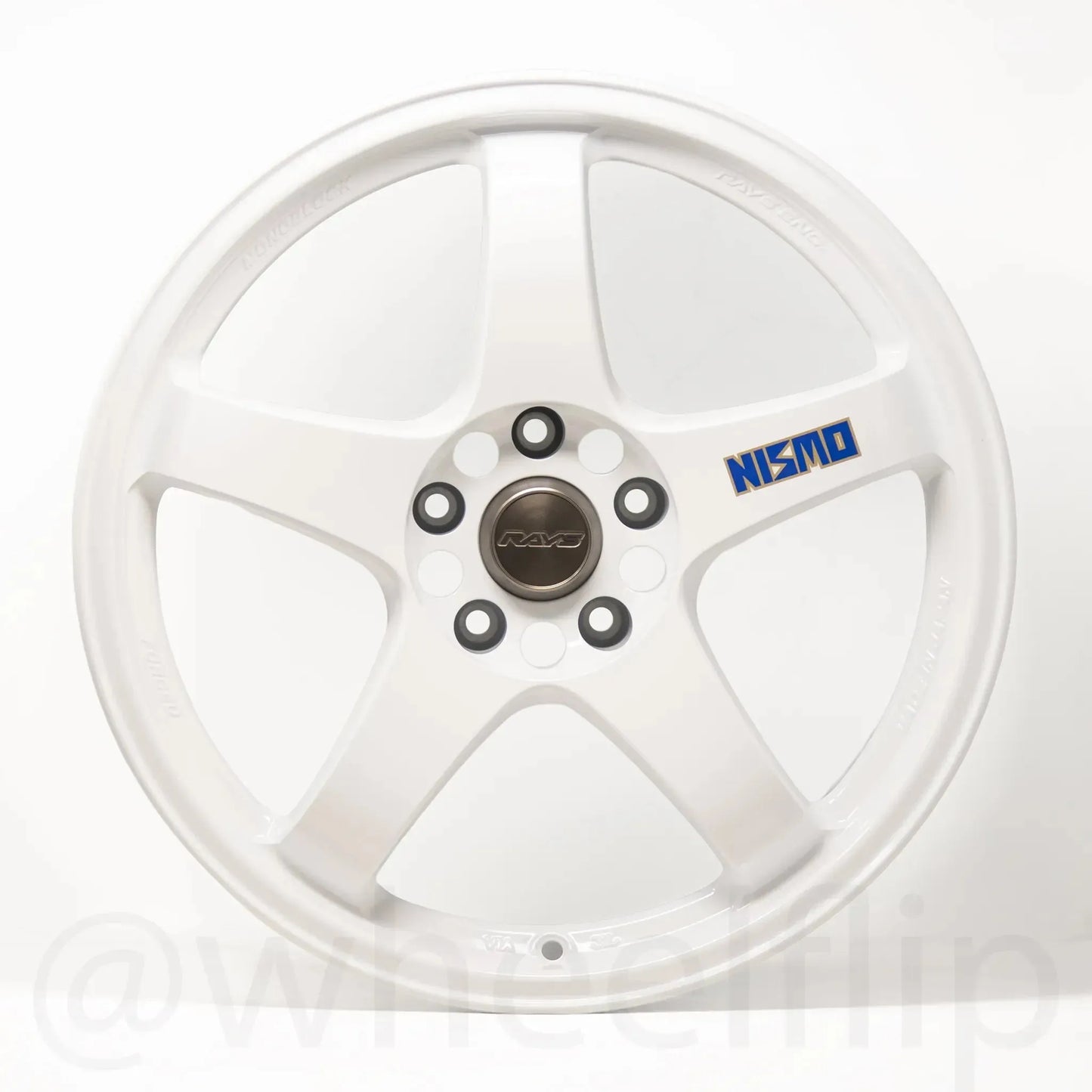 Nismo LMGT4 40th Anniversary Limited 18x9.5 +12 5x114.3 White (SET)