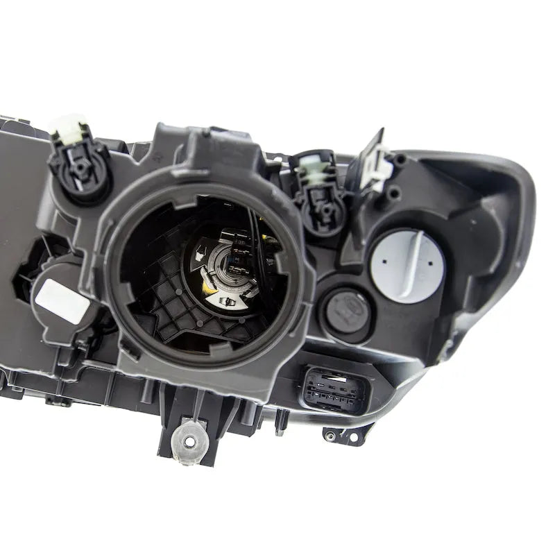 Hella Halogen Headlight Assembly | BMW 3 Series 2011-19 (354983051)