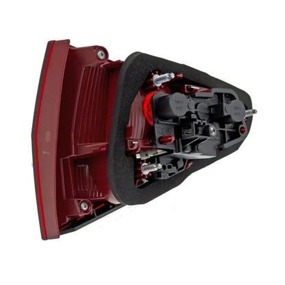 Hella Audi B8 S4 Back Up Light | Audi (07-16) (010915101)