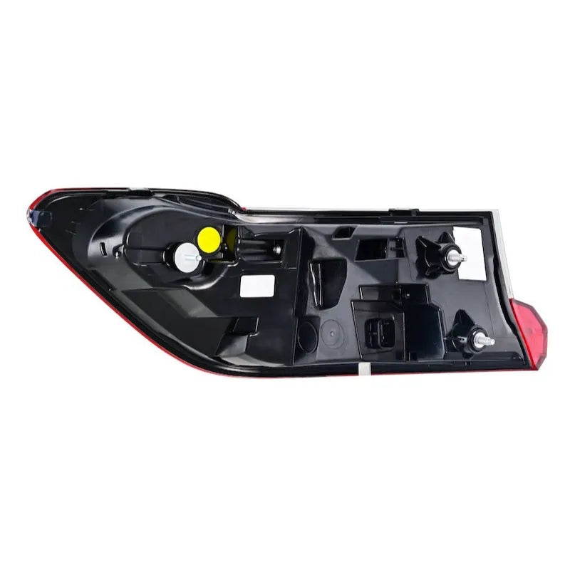 Hella 19-21 BMW 330i R Tail Light | G20/G21 (18-26) (013173541)