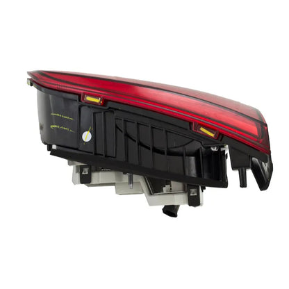 Hella 15-19 VW Golf R Mk6/7/8 Tail Light | 2015-19 Golf SportWagen/GTI (011978231)