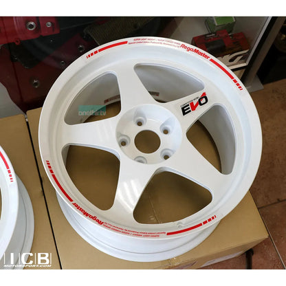 Desmond Regamaster EVO II Tarmac Model 18x9.5 +38 5x120 Gloss White (SET)