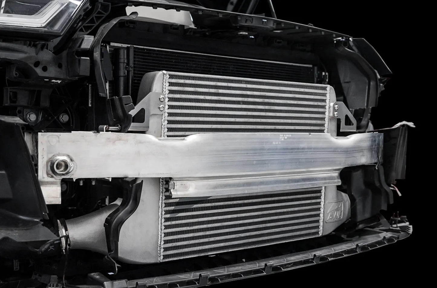 AWE Tuning AWE ColdFront Intercooler for the Audi B9 SQ5 3.0T - 4510-11062