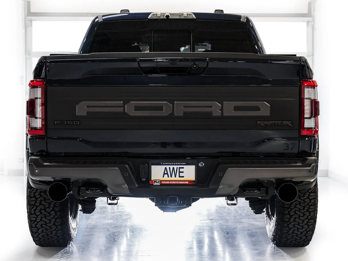 AWE Tuning Gen 3 Ford Raptor SwitchPath Exhaust - Diamond Black Tips (3025-33356)