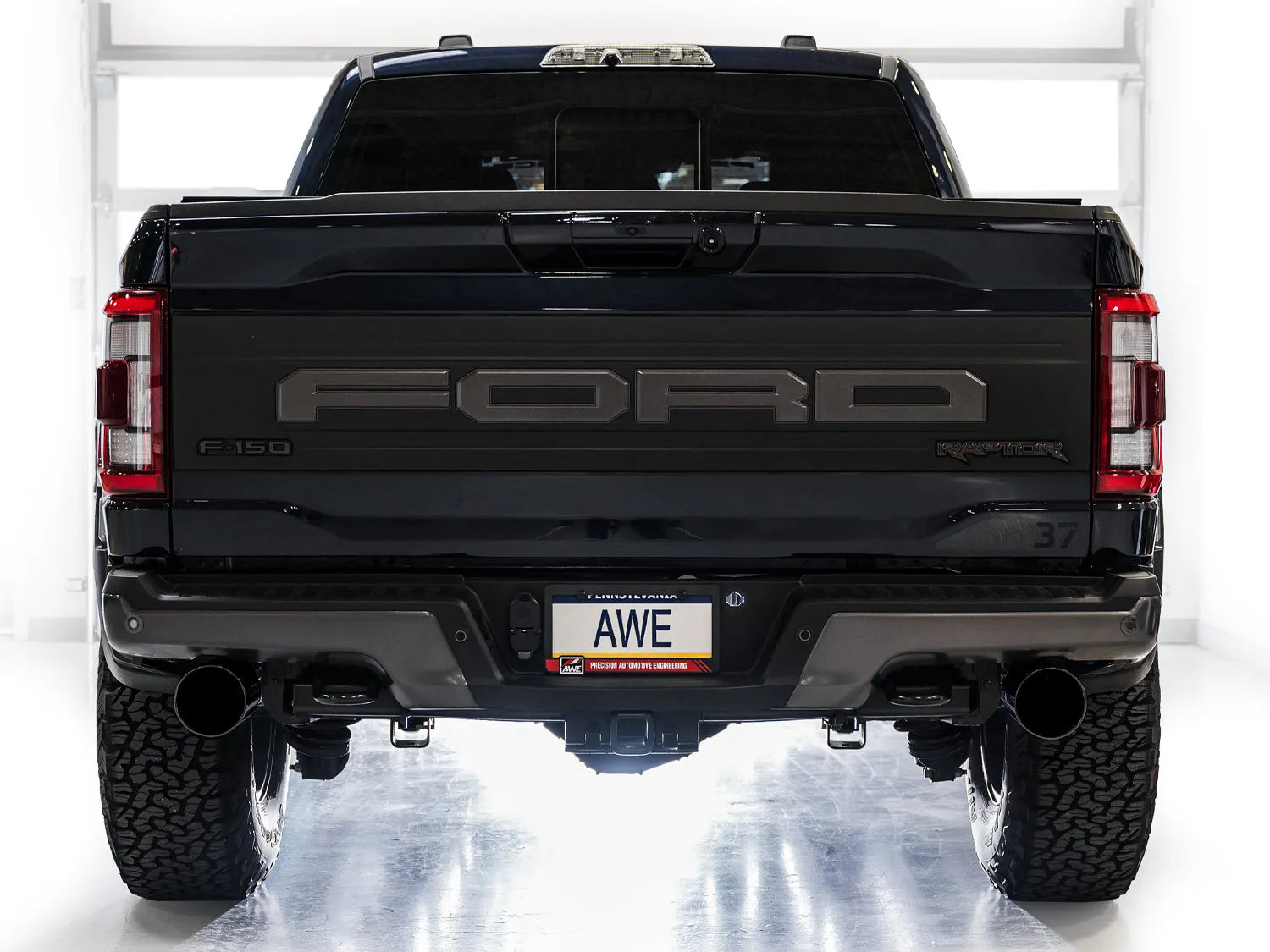 AWE Tuning Gen 3 Ford Raptor SwitchPath Exhaust - Diamond Black Tips (3025-33356)