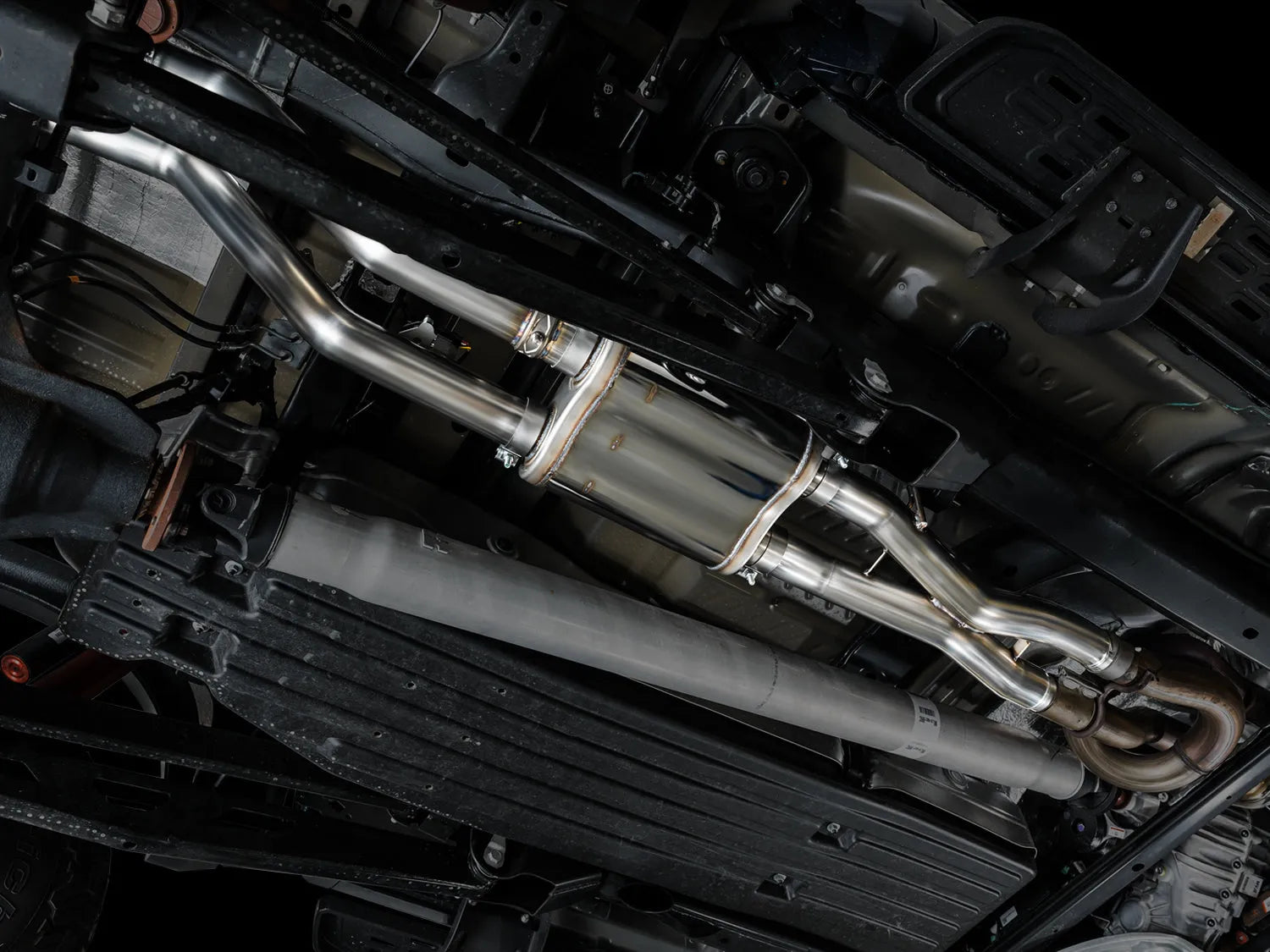 AWE Tuning Gen 3 Ford Raptor SwitchPath Exhaust - Diamond Black Tips (3025-33356)